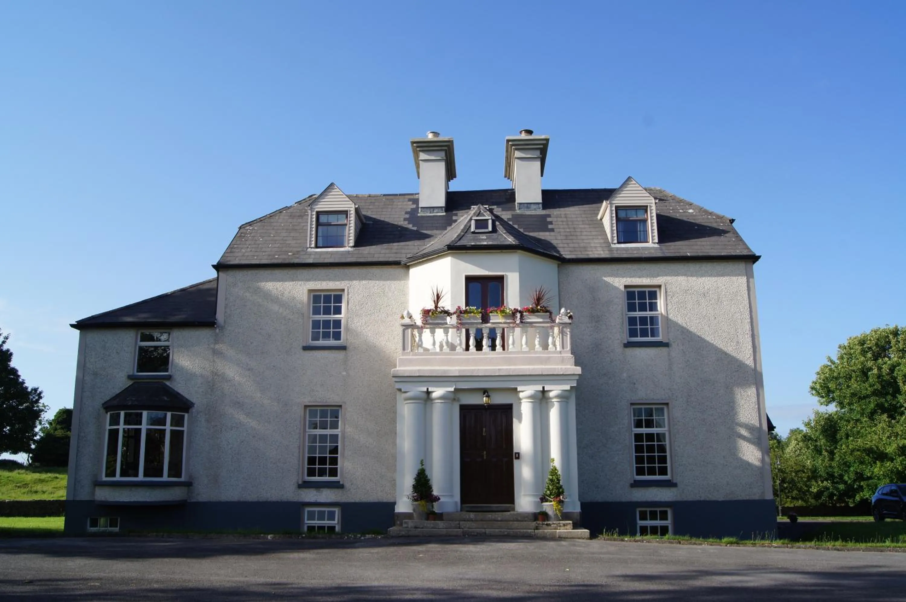 Cavangarden House