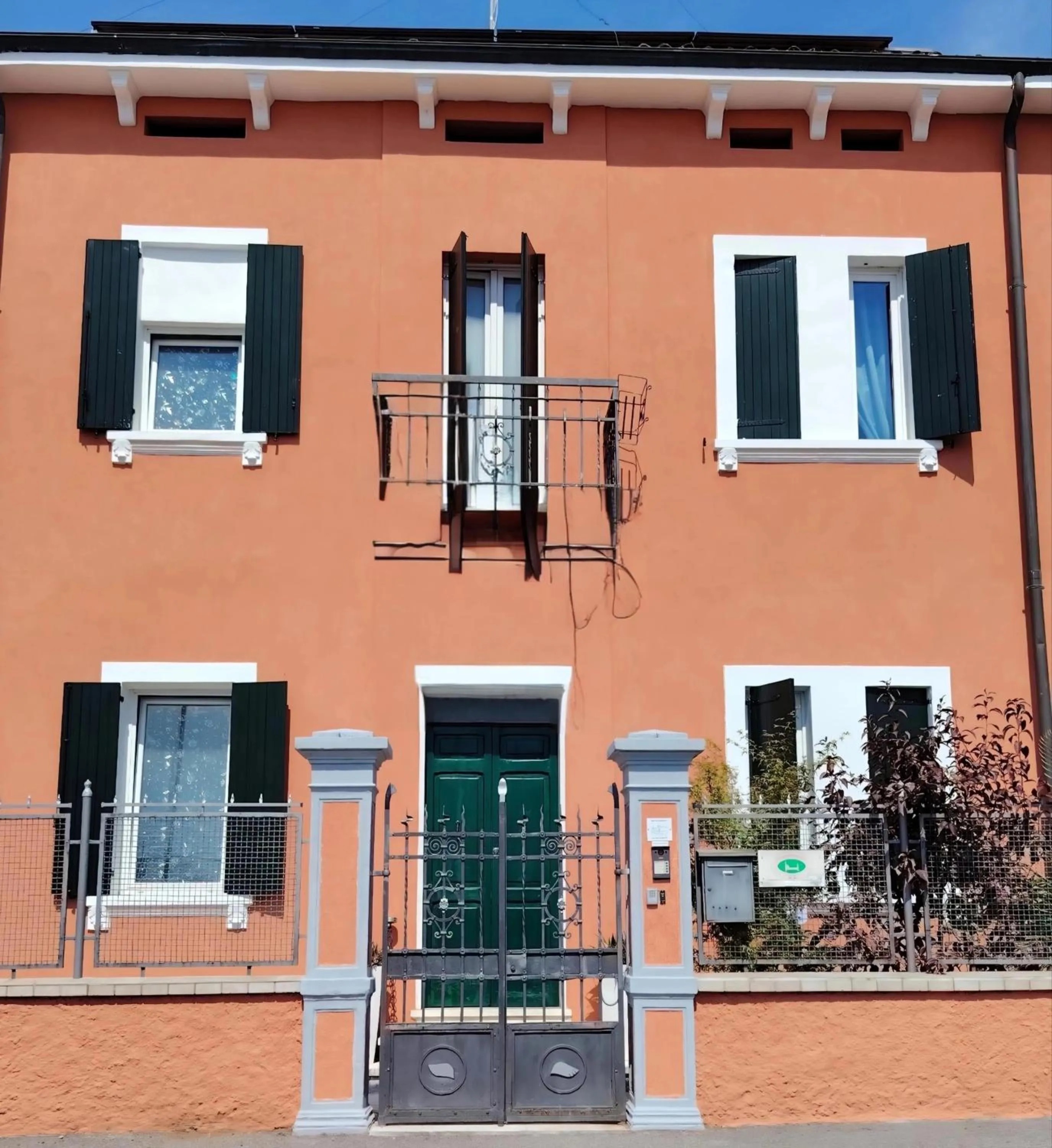 Property building in La Maison di Luca