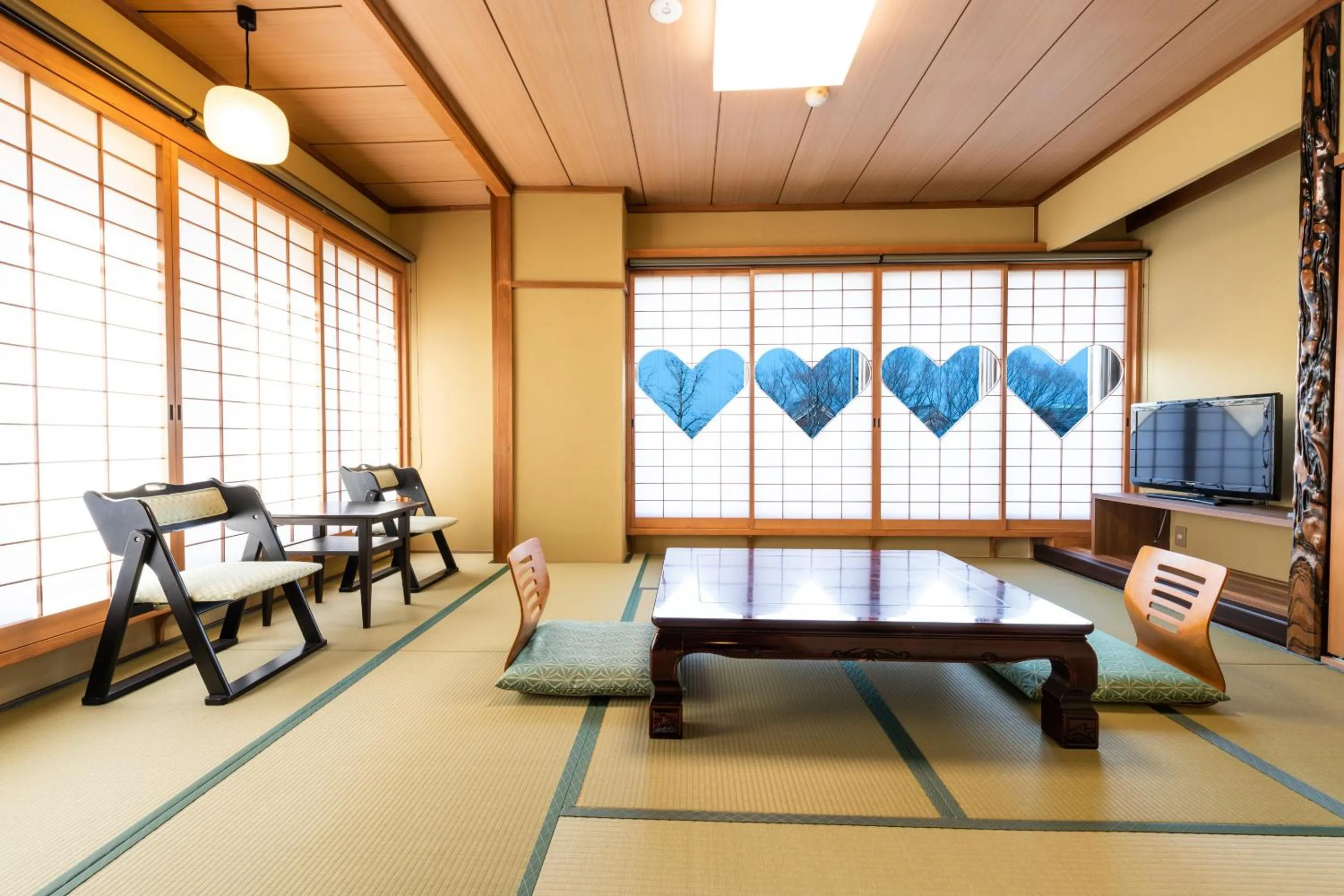 Photo of the whole room in Yamadaya Ryokan