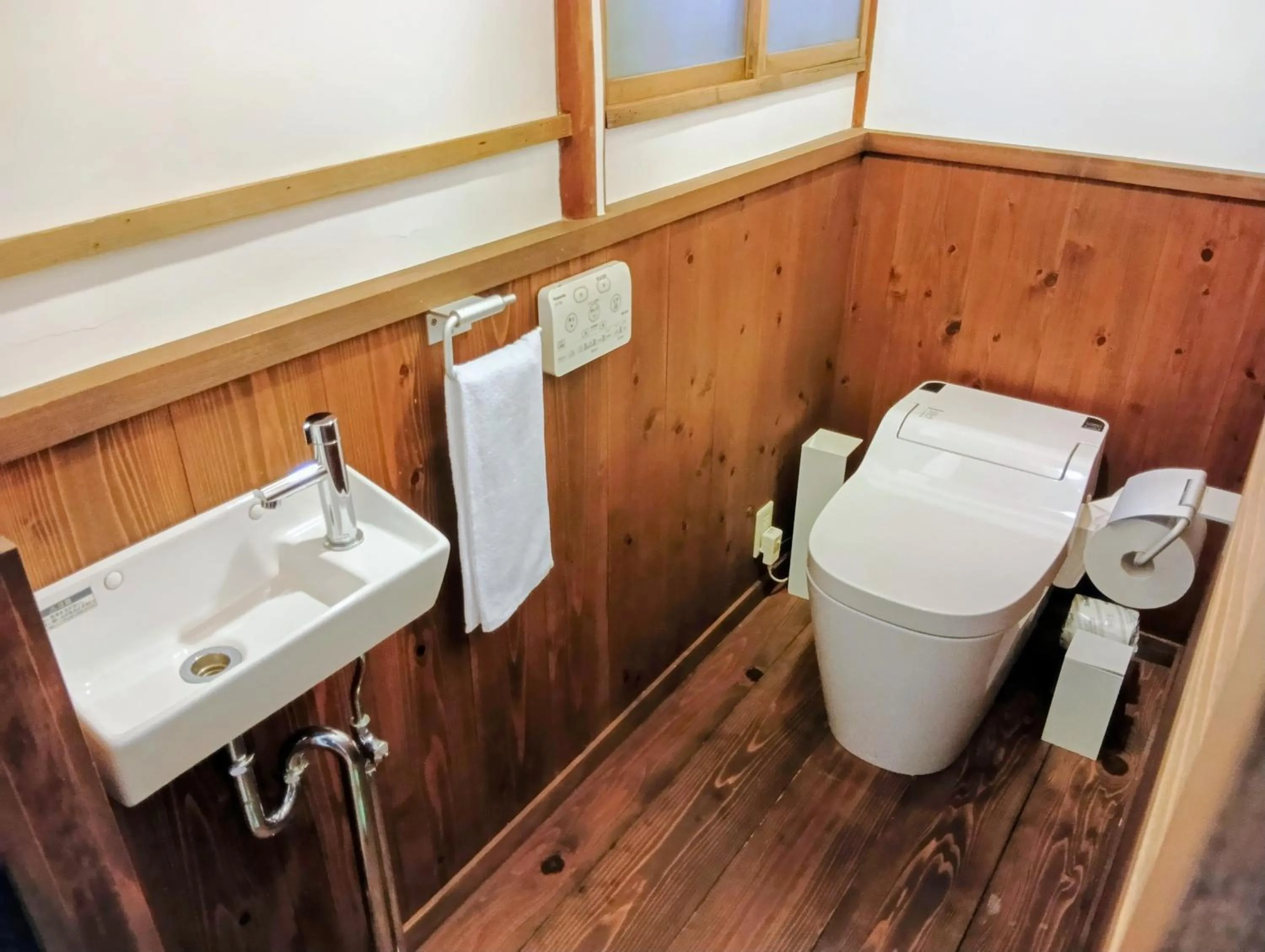 Toilet in Our turn Machiya inn