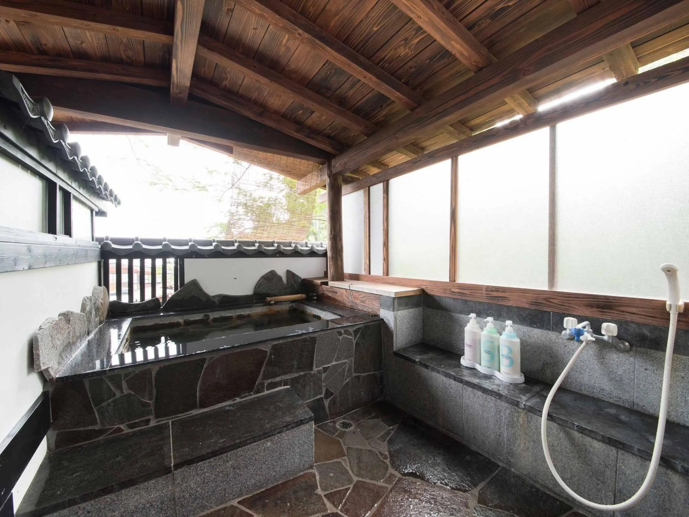 Yokohama Fujiyoshi Izuten