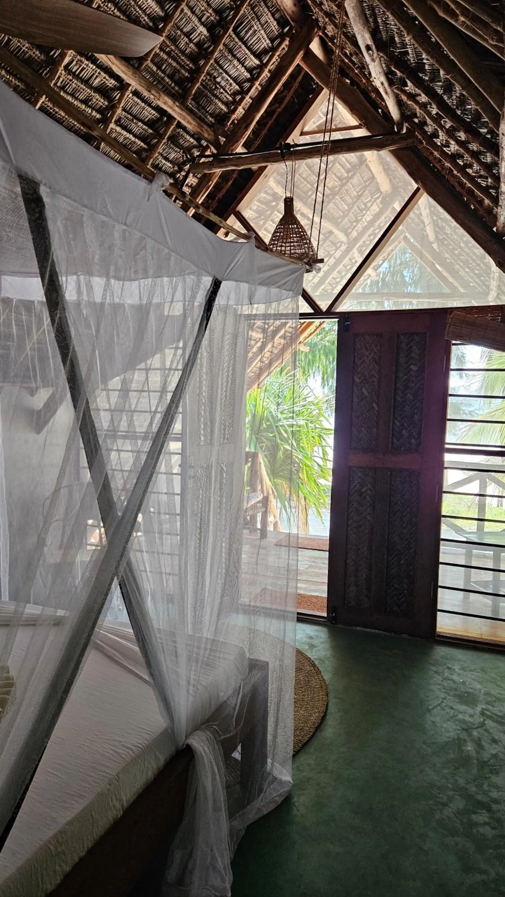 Bedroom, Bed in Evergreen Bungalows