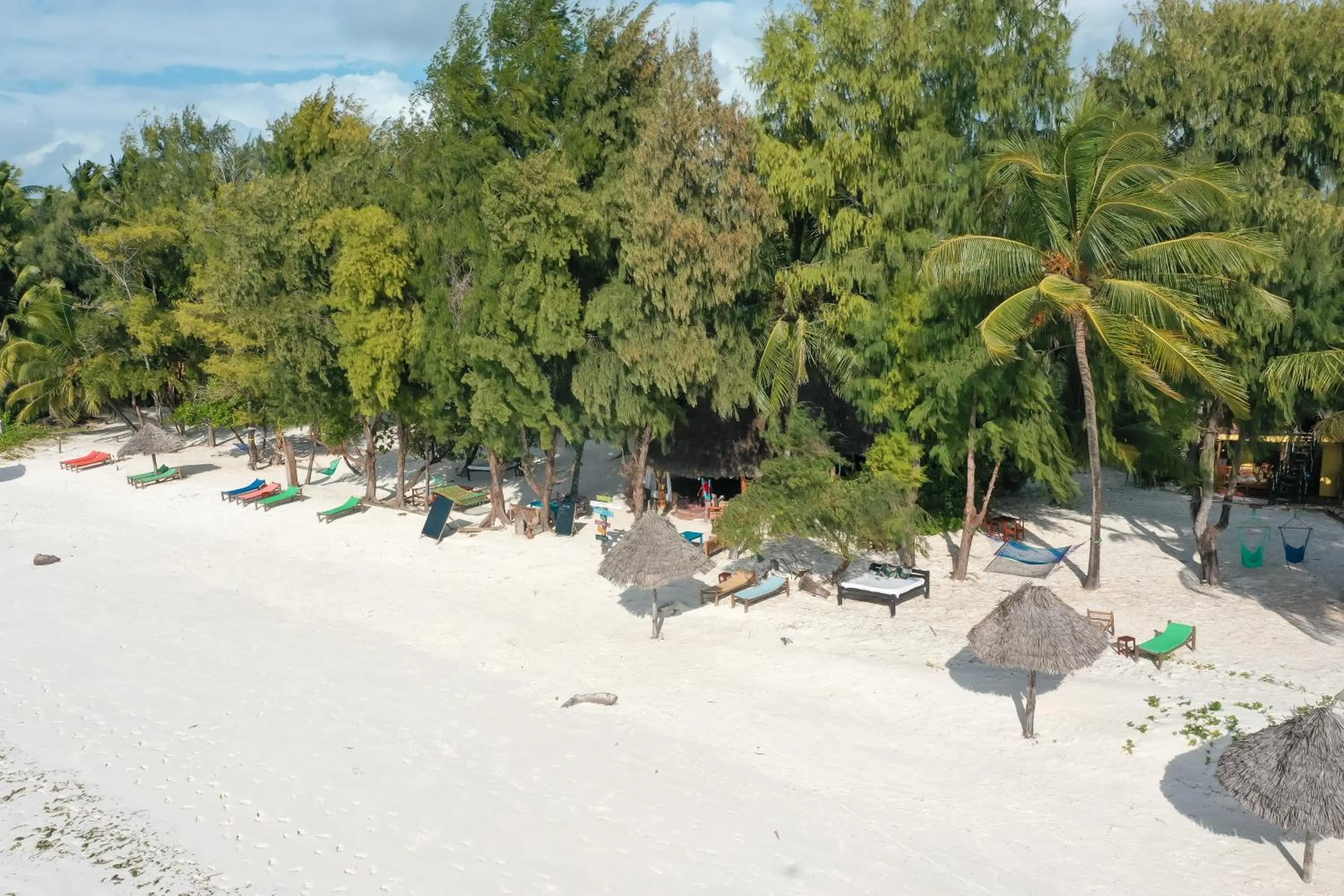 Beach in Evergreen Bungalows