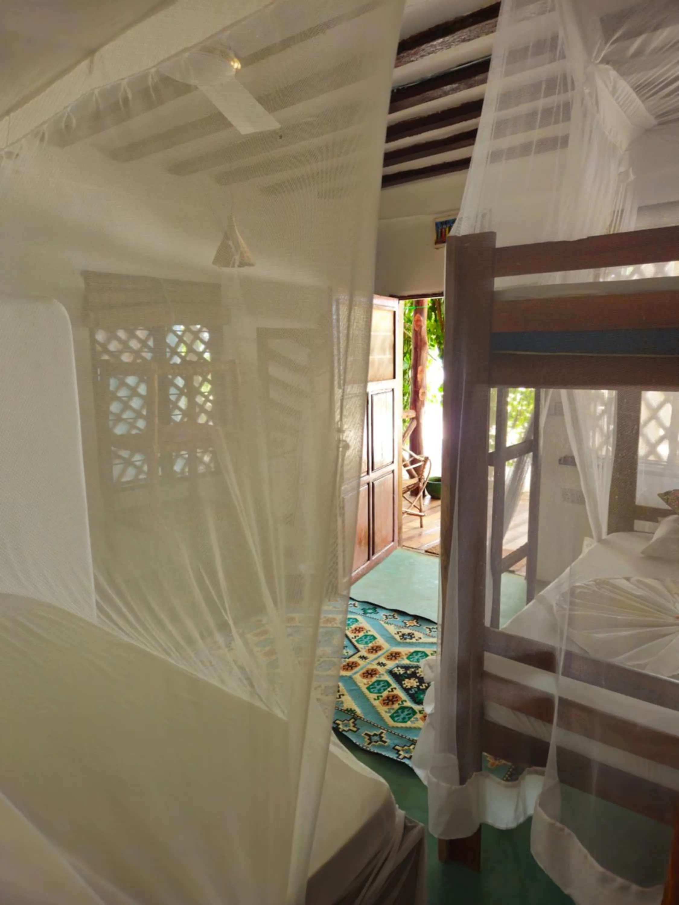 Bedroom, Bed in Evergreen Bungalows