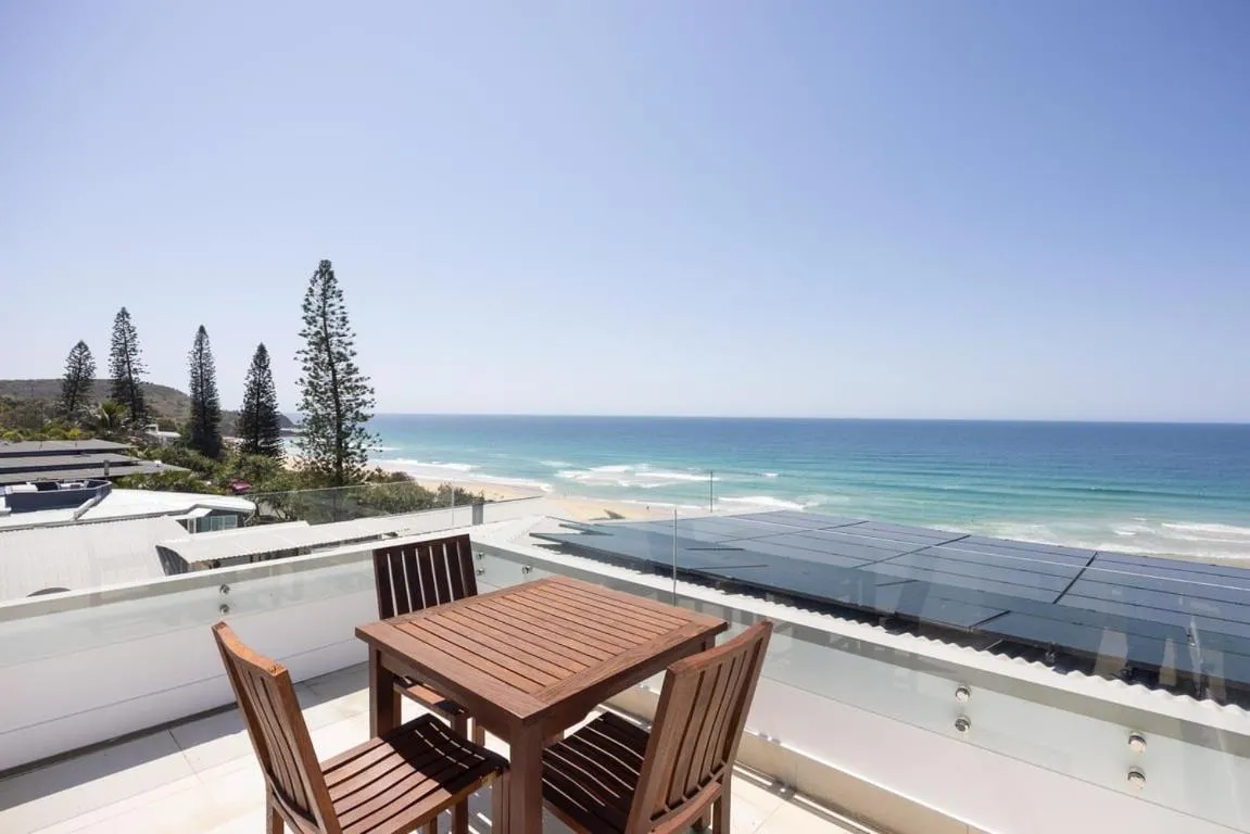 The Beach Shack: Getaway on Sunshine Beach