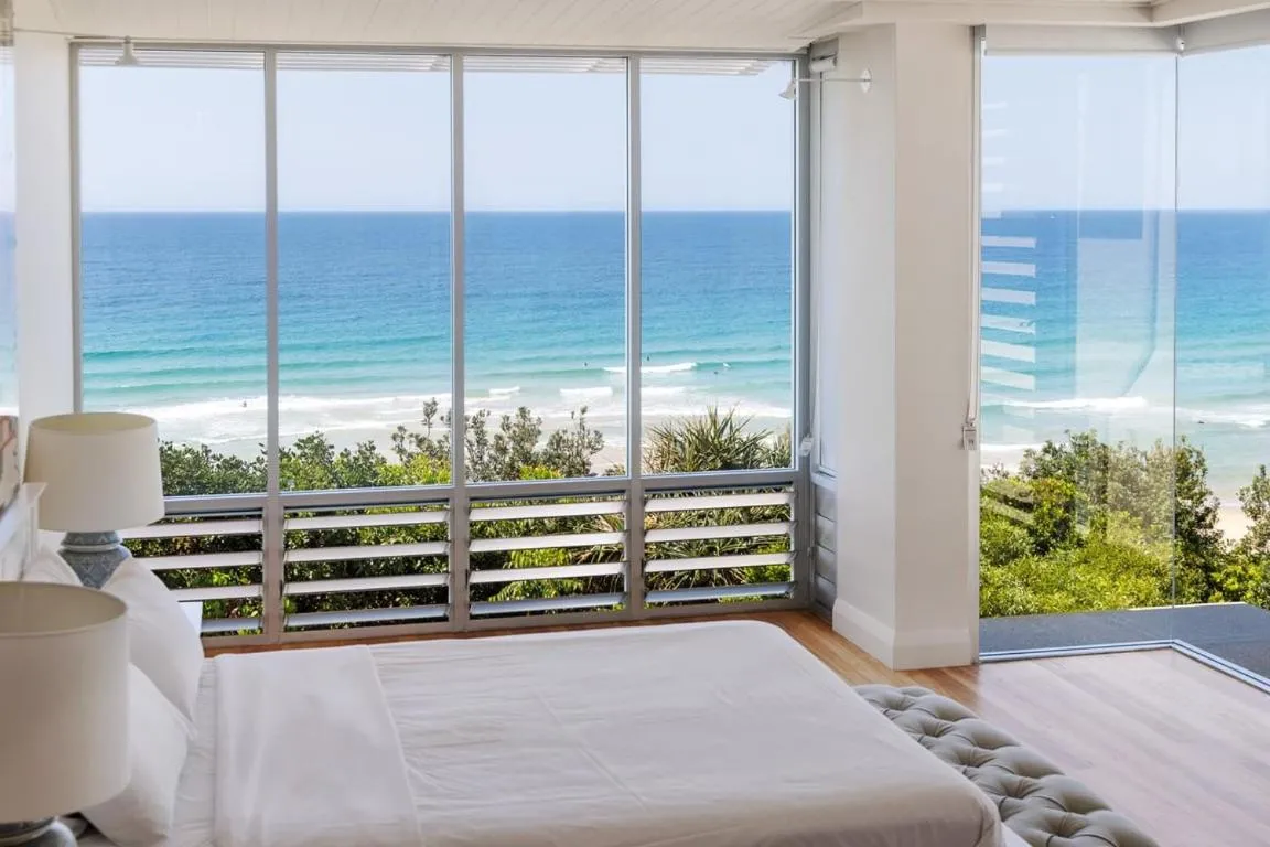 Bed in The Beach Shack: Getaway on Sunshine Beach