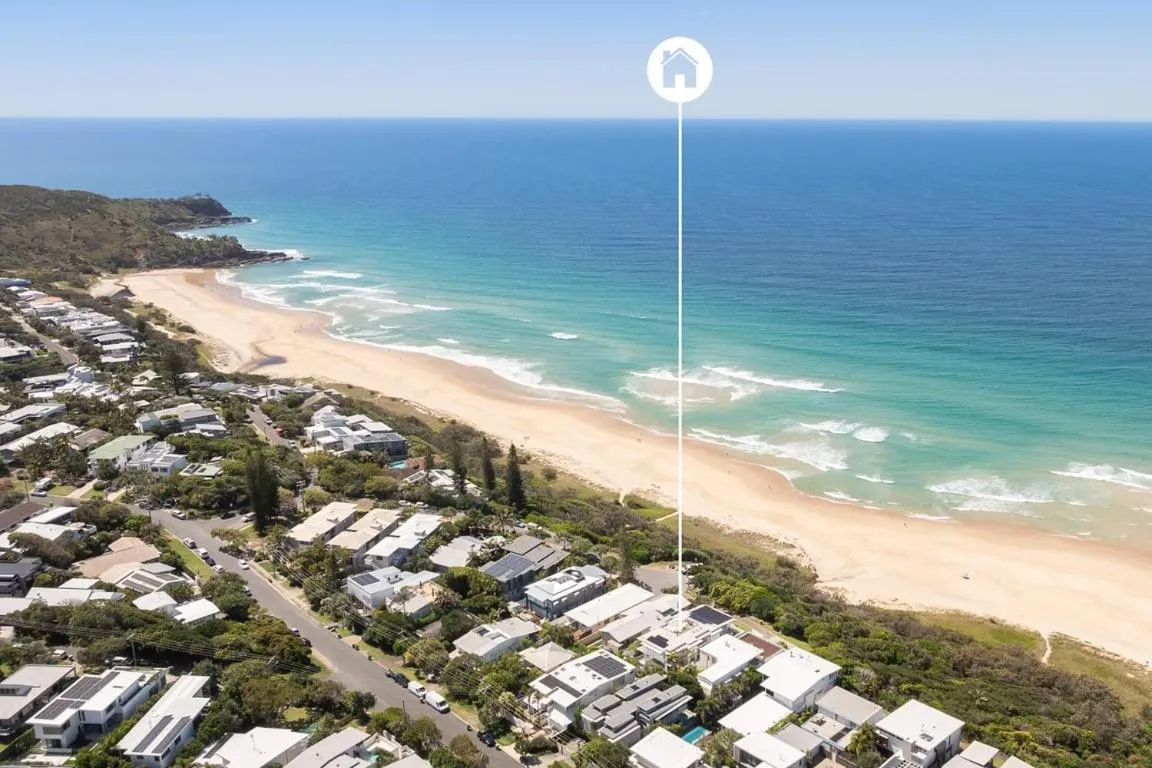 The Beach Shack: Getaway on Sunshine Beach