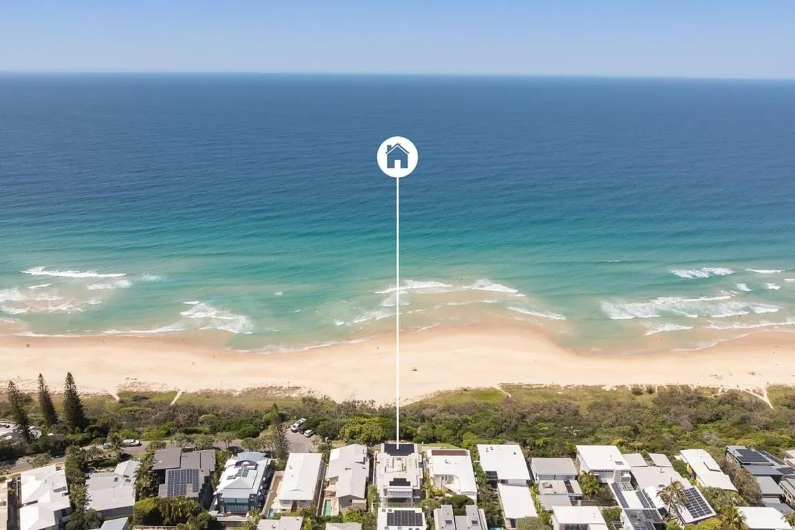 The Beach Shack: Getaway on Sunshine Beach