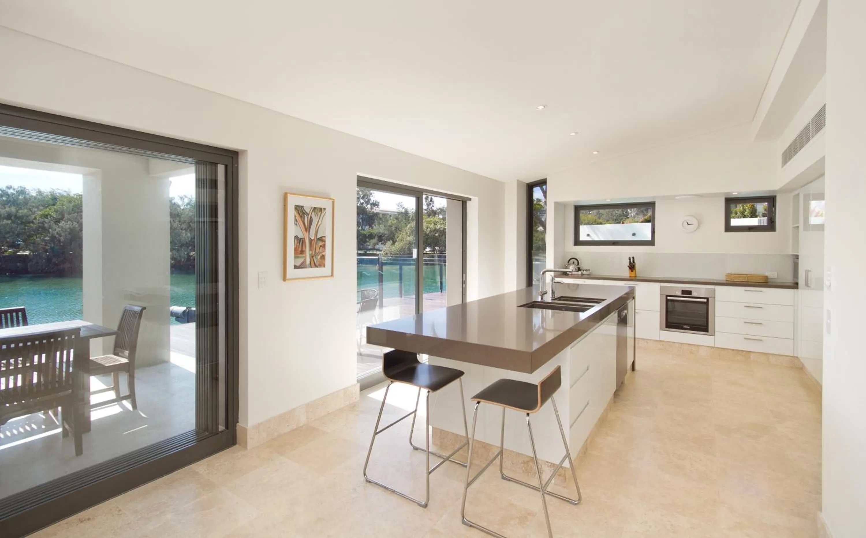 Canalfront Retreat, Private Jetty & Pool