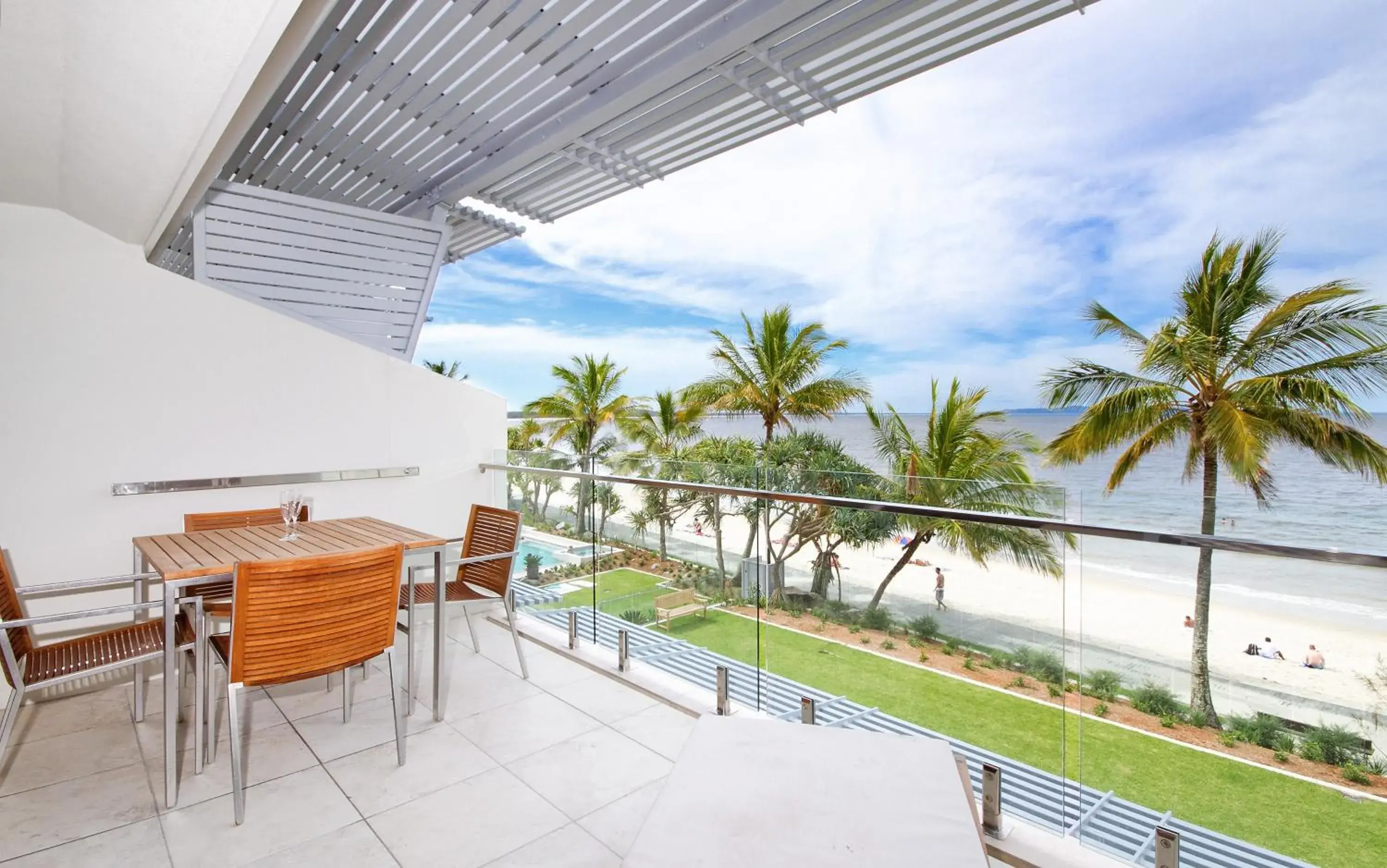Fairshore 38 Beachfront Balcony Fairshore 38 Beachfront Balcony