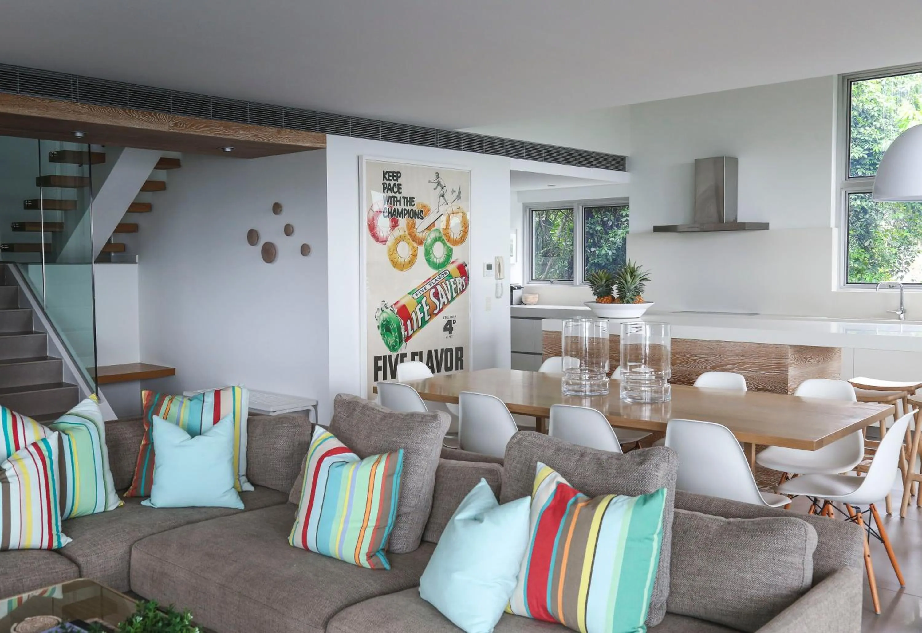 Hastings Park: Luxury Penthouse, Private Pool & Views