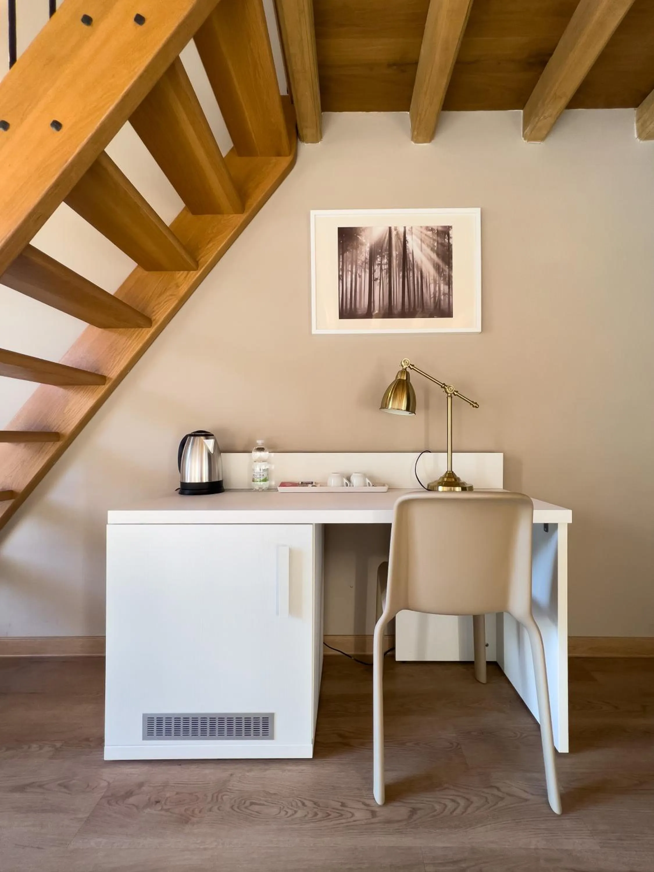 hair dresser in Hotel Villa Maria Au Lac - Estella Hotels Italia