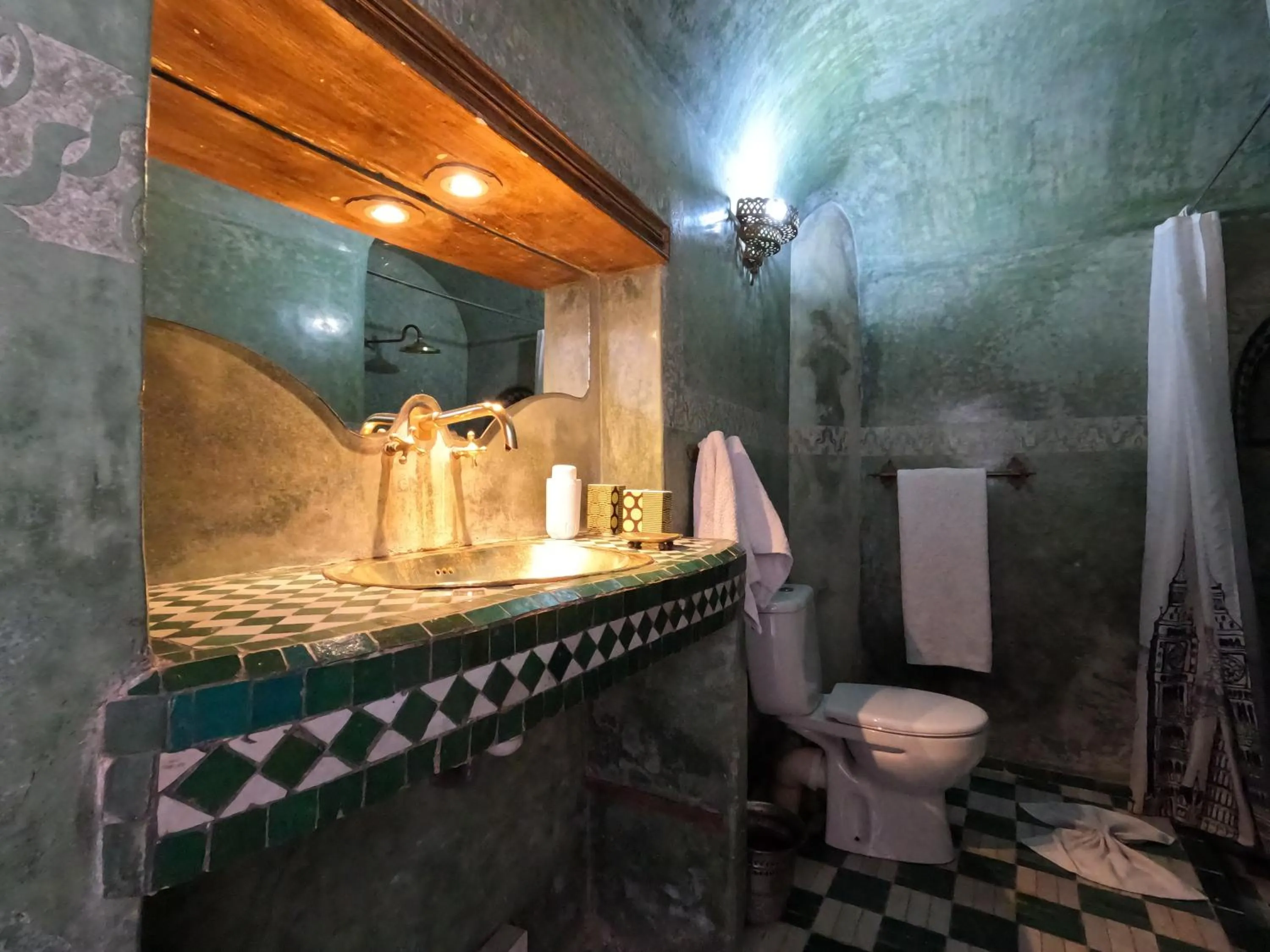 Bathroom in Riad Maizie