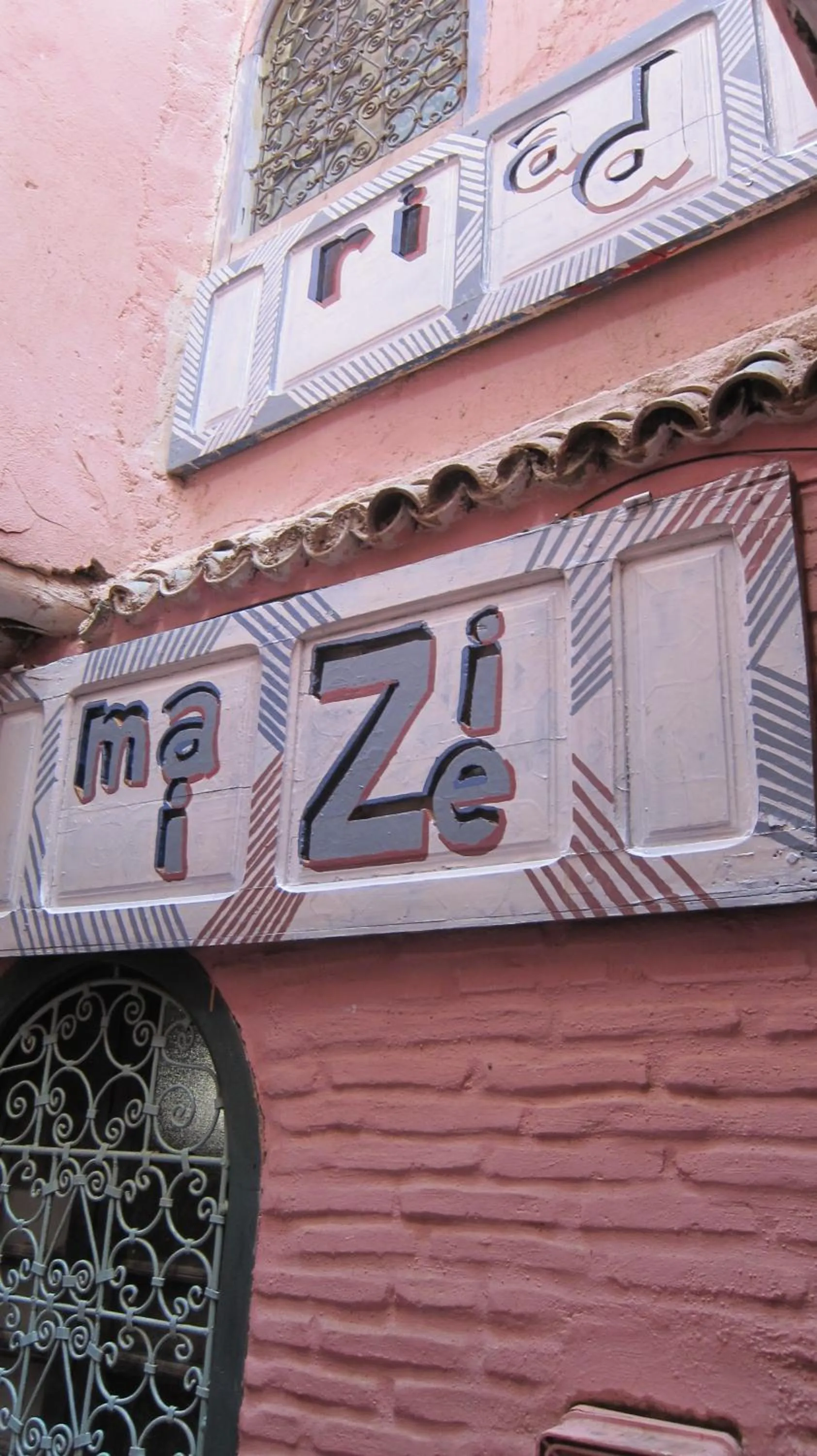 Facade/entrance in Riad Maizie