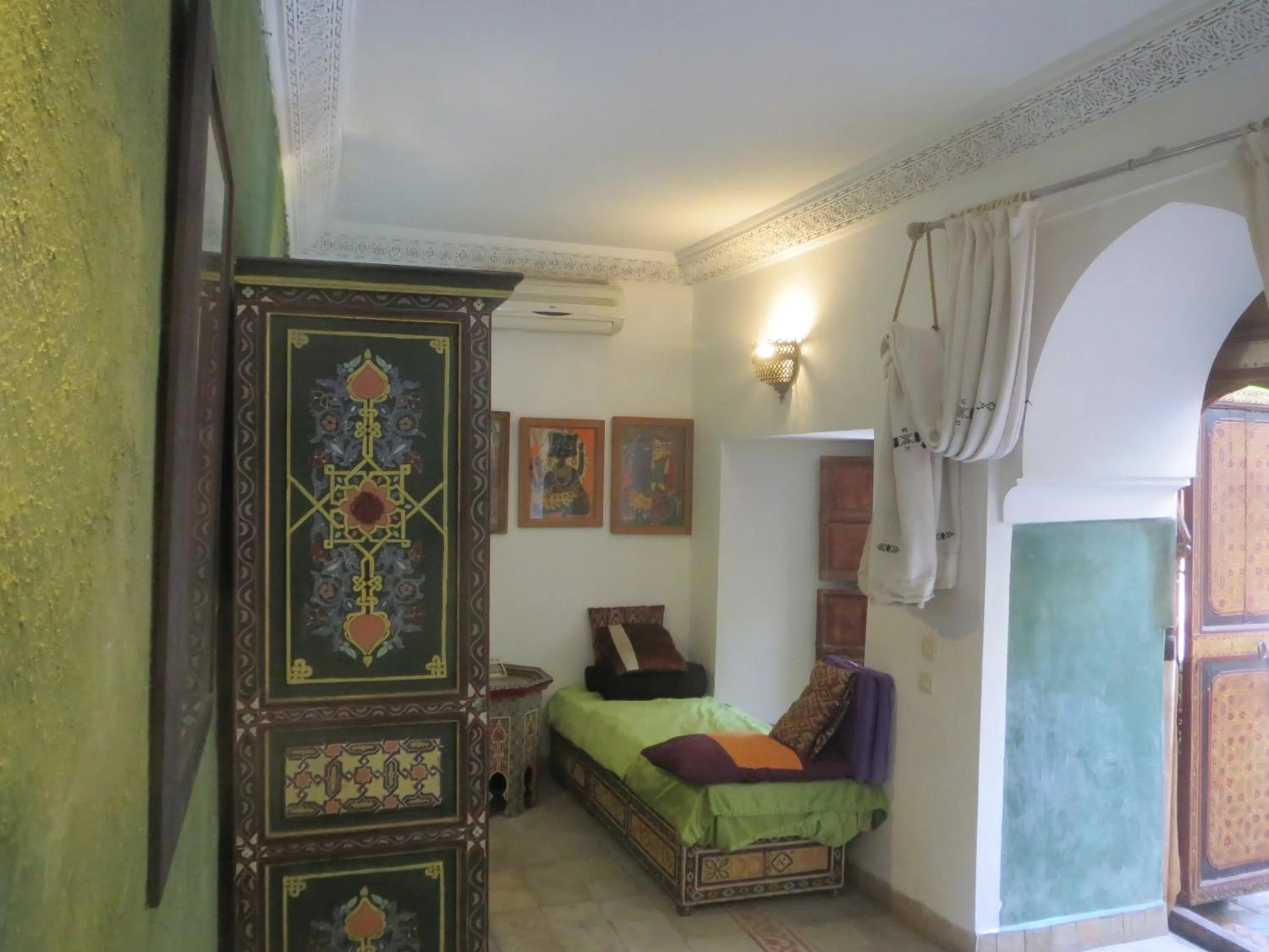 Decorative detail in Riad Maizie