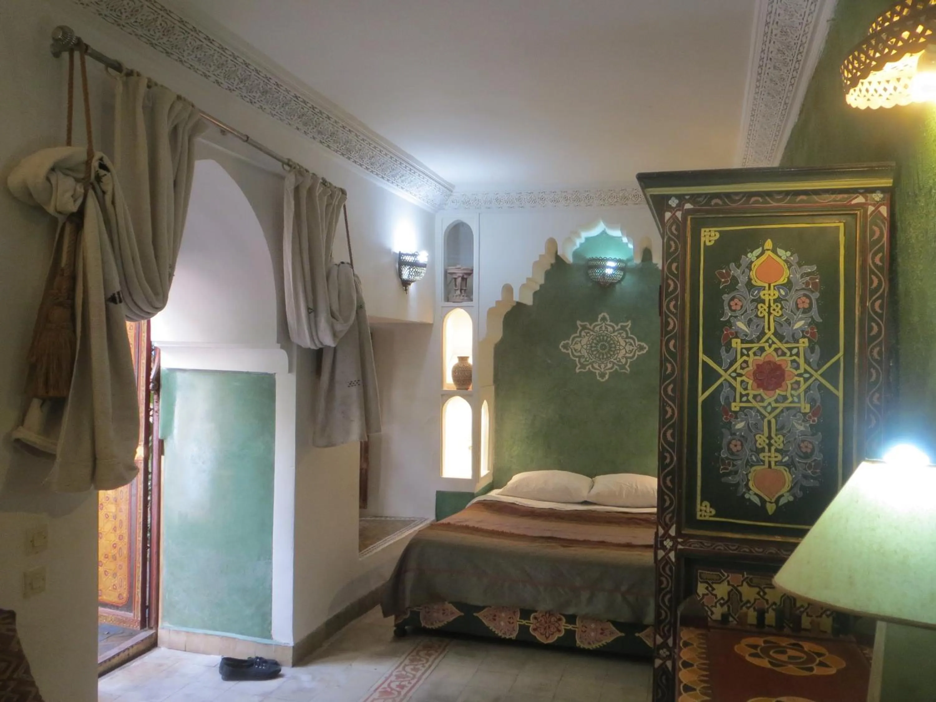 Decorative detail, Bed in Riad Maizie