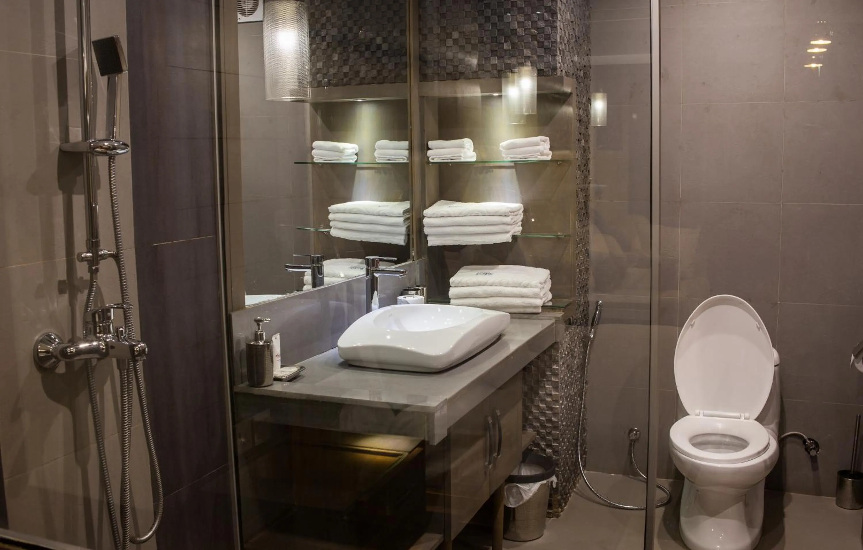 Bathroom in Fairway Hotel & Spa