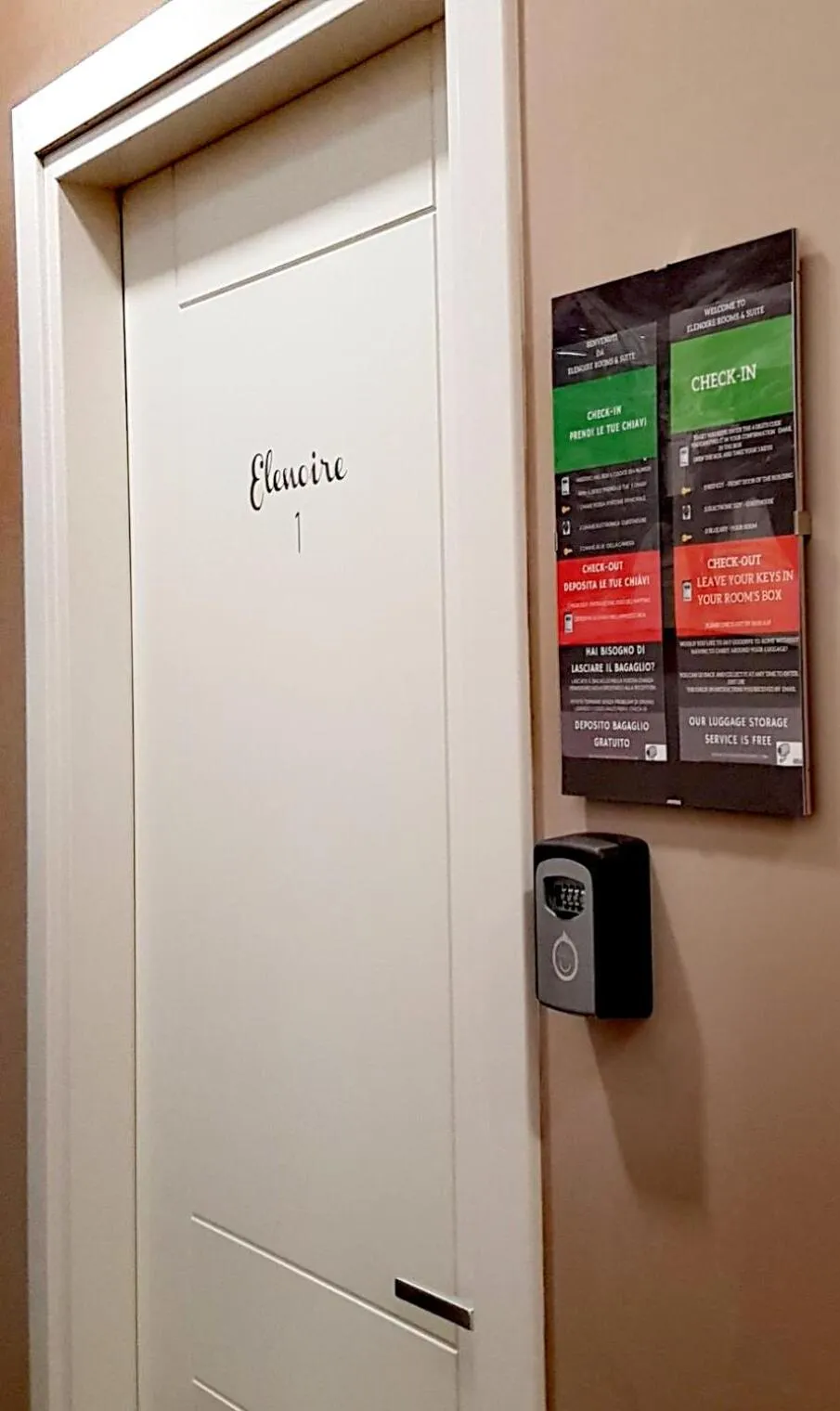 Other in Elenoire Rooms & Suite