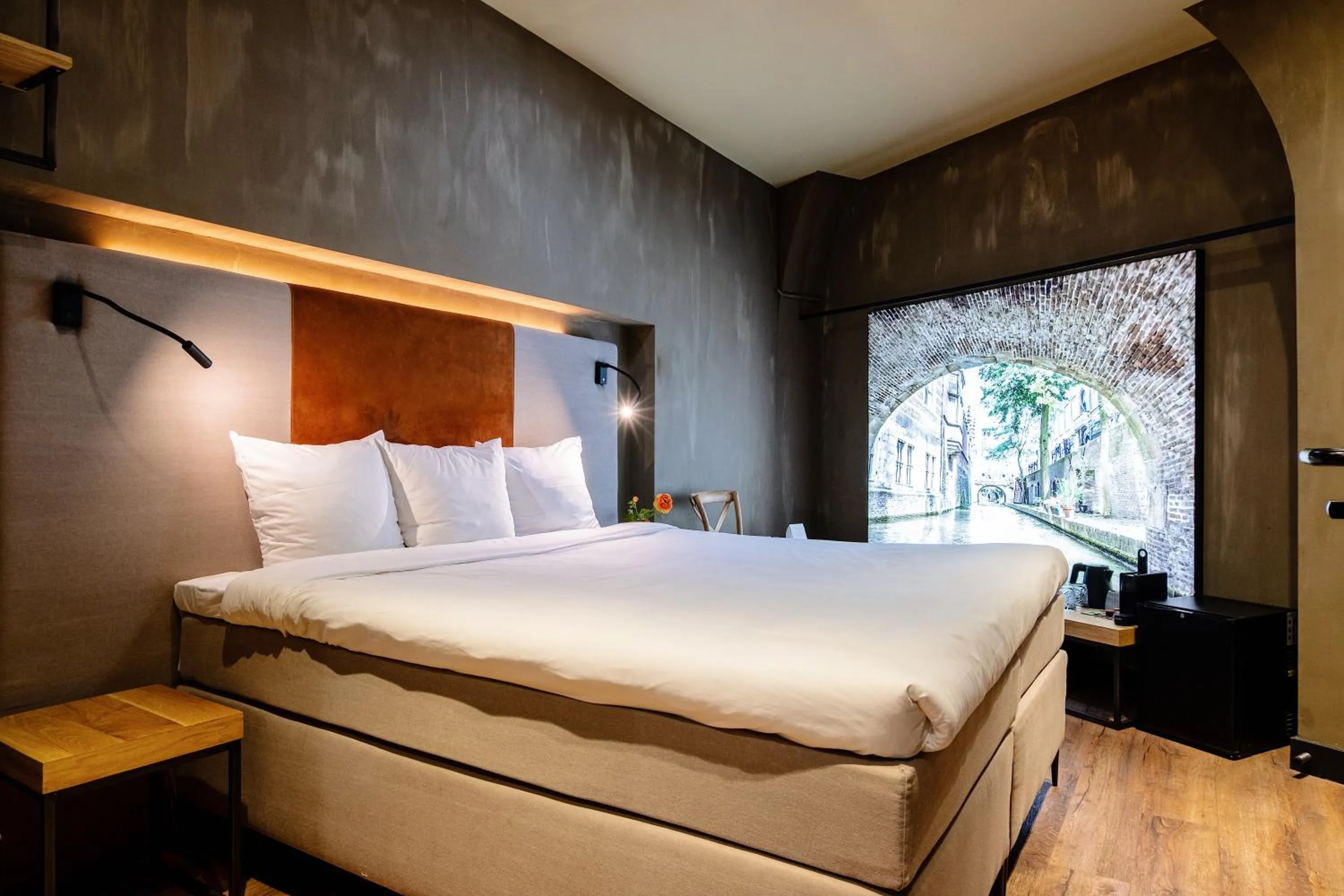 Bed in City Center Lodge Utrecht