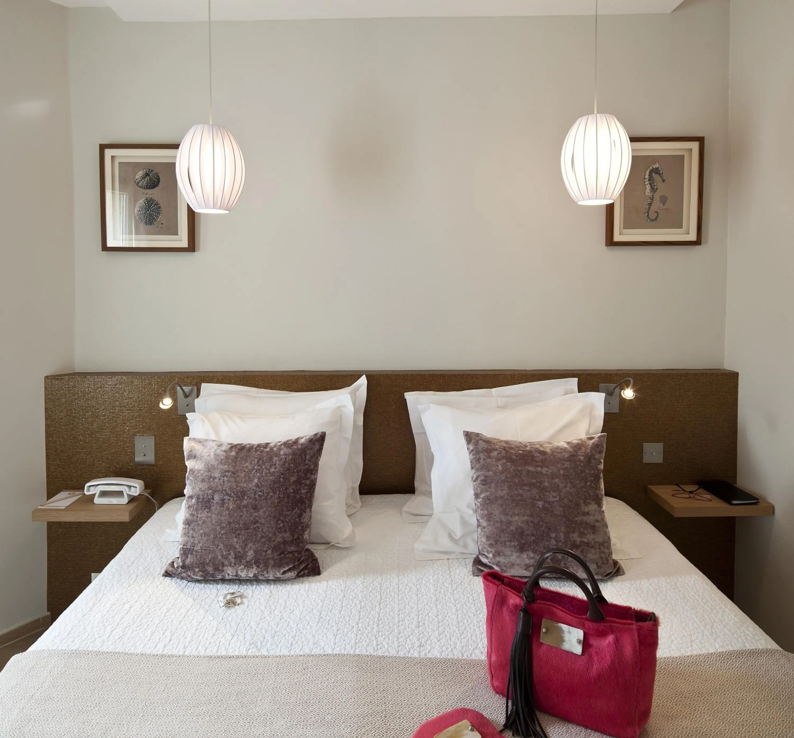 Bed in Hotel des Lices