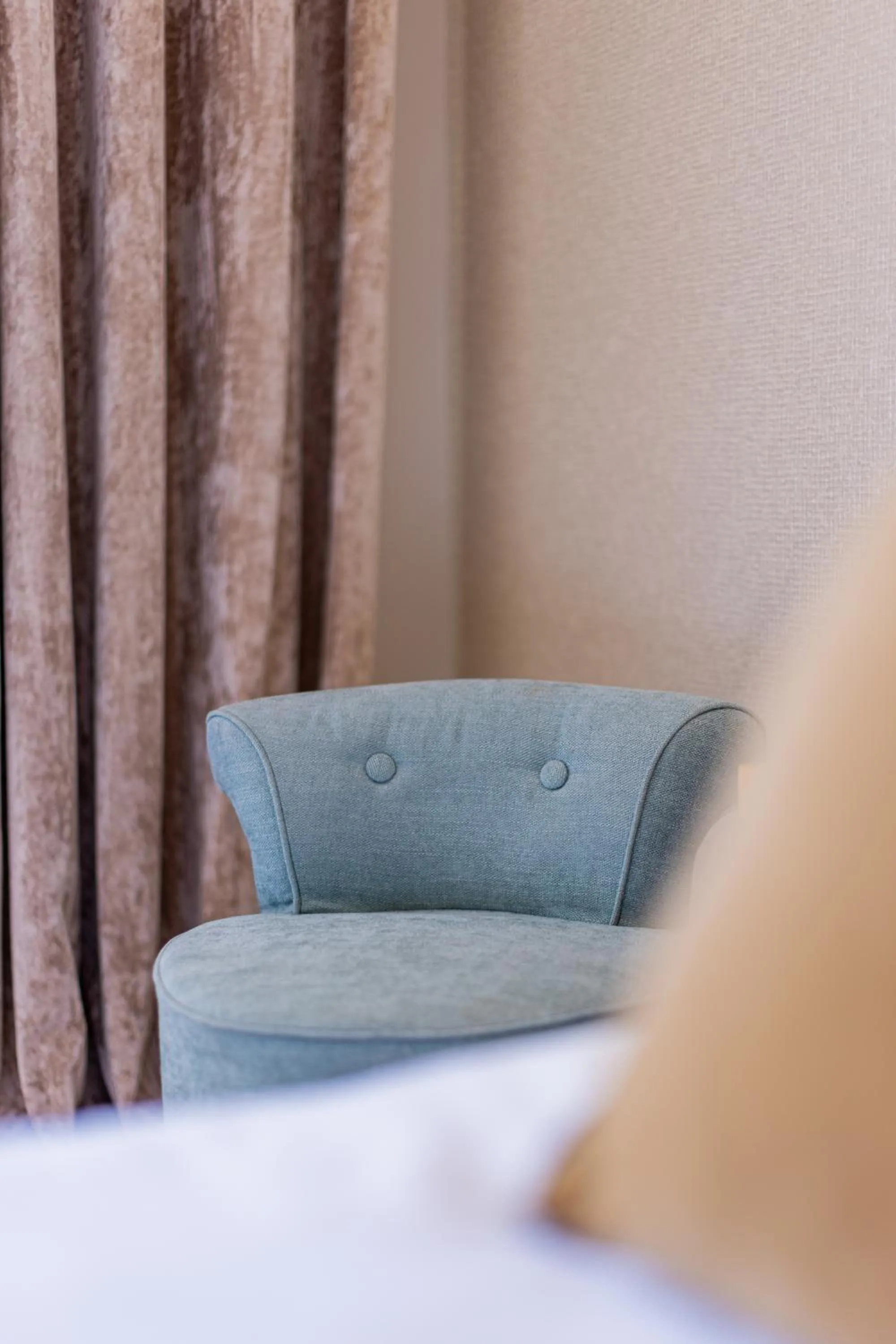 Bedroom in Hotel des Lices
