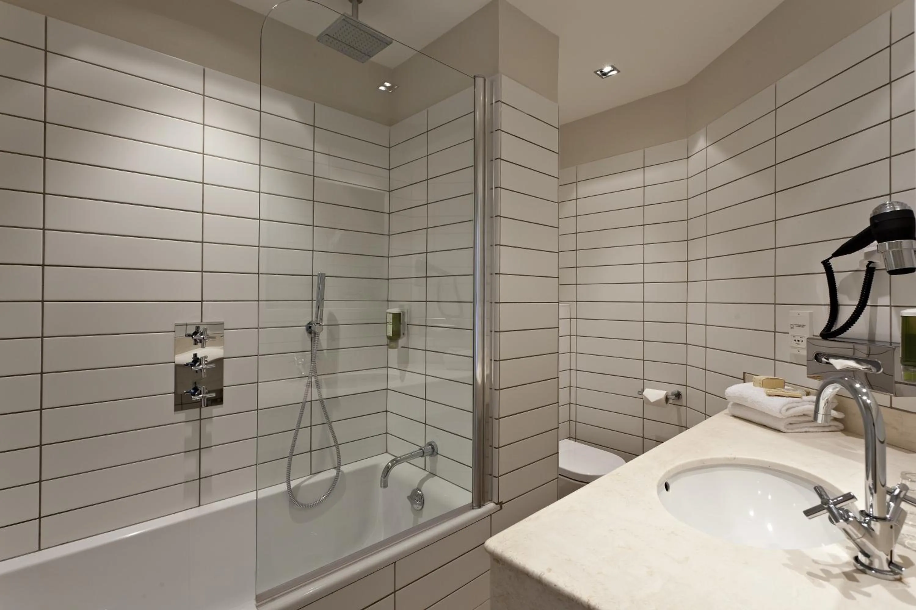 Bathroom in Hotel des Lices