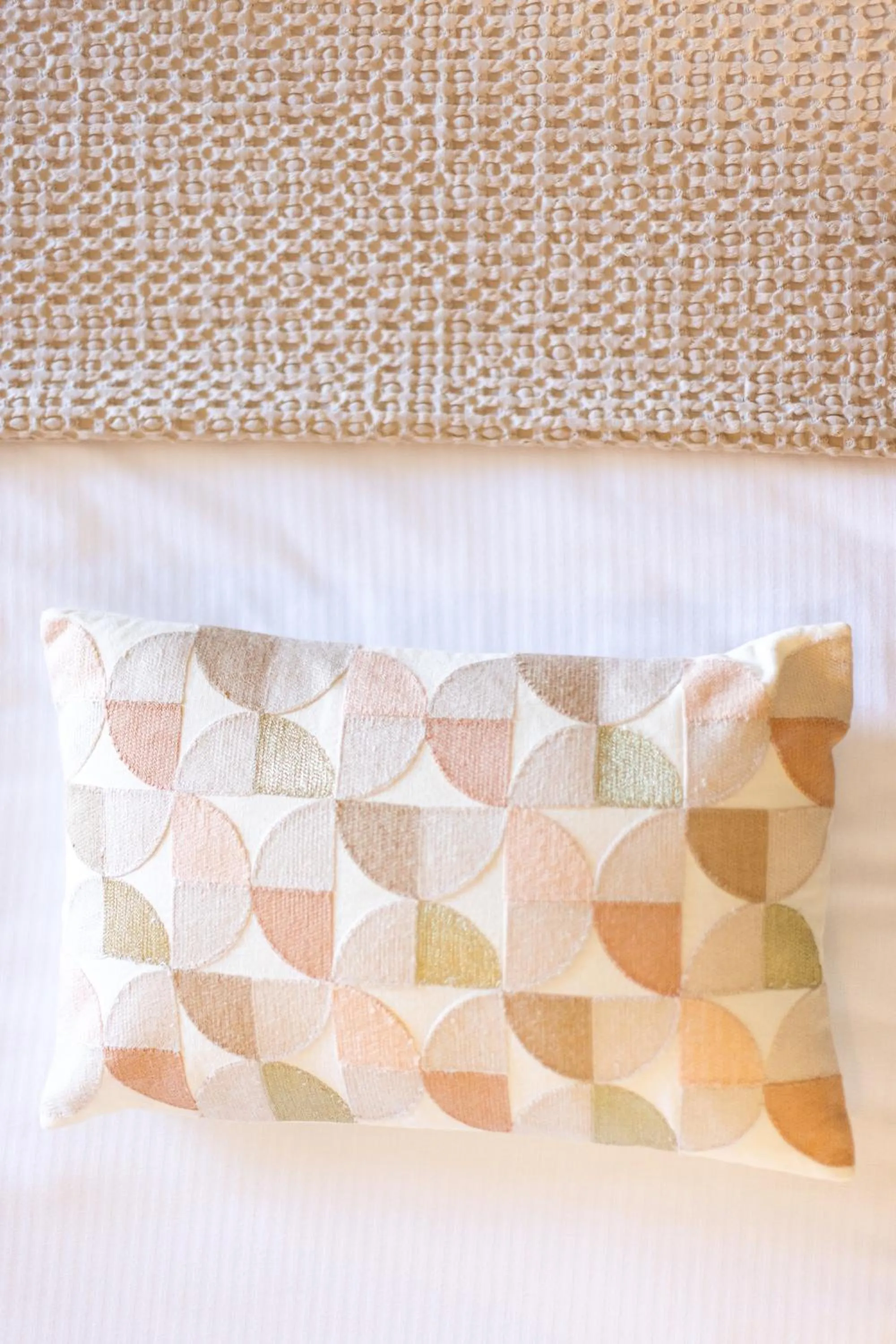 Bed in Hotel des Lices