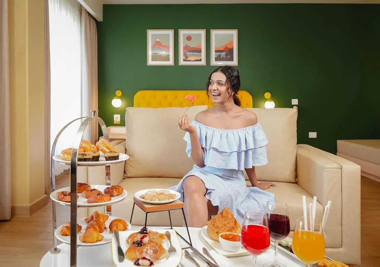 Living room in Bloom Boutique l Rishikesh Hills Living room in Bloom Boutique l Rishikesh Hills