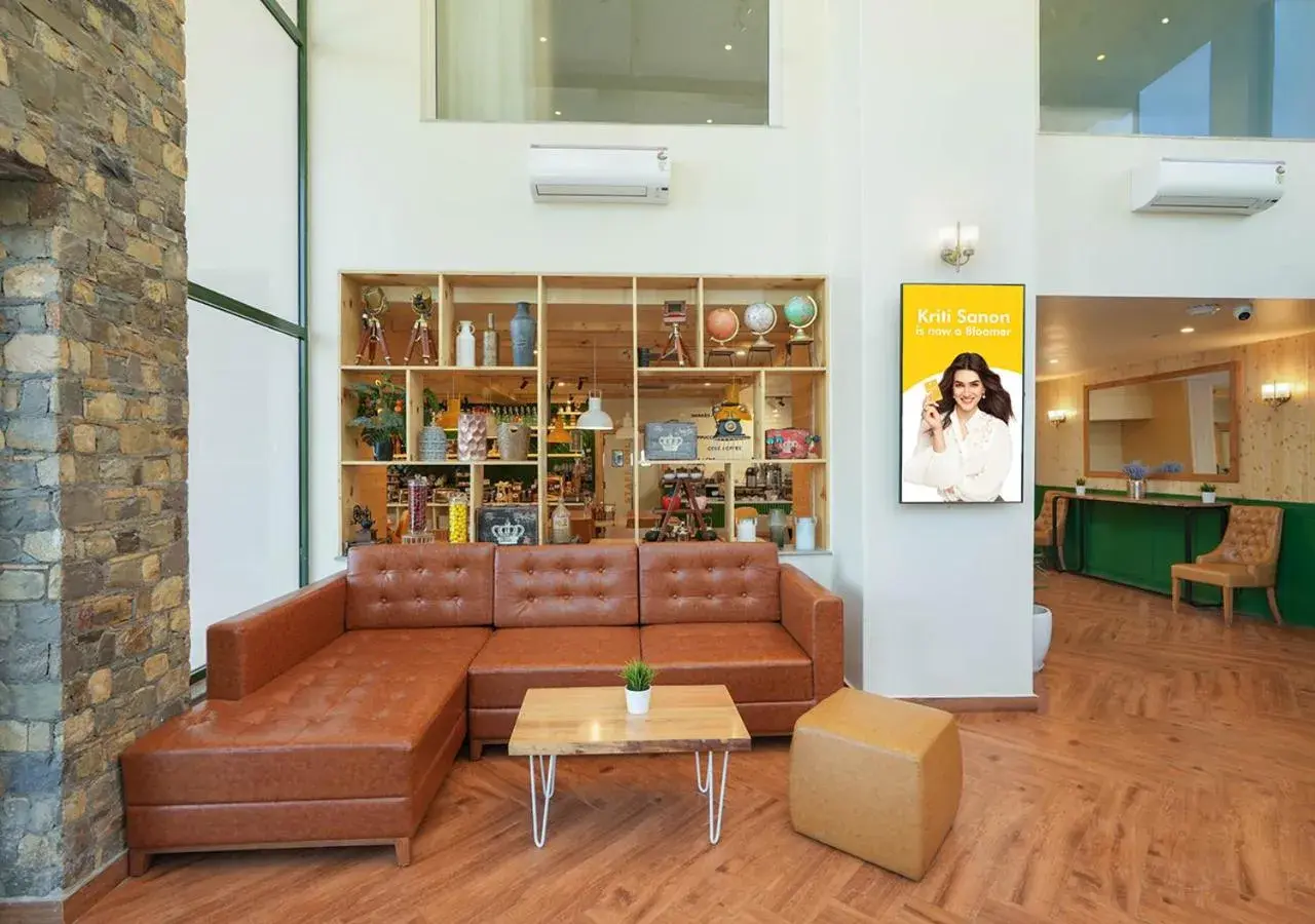 Lobby or reception in Bloom Boutique l Rishikesh Hills Lobby or reception in Bloom Boutique l Rishikesh Hills