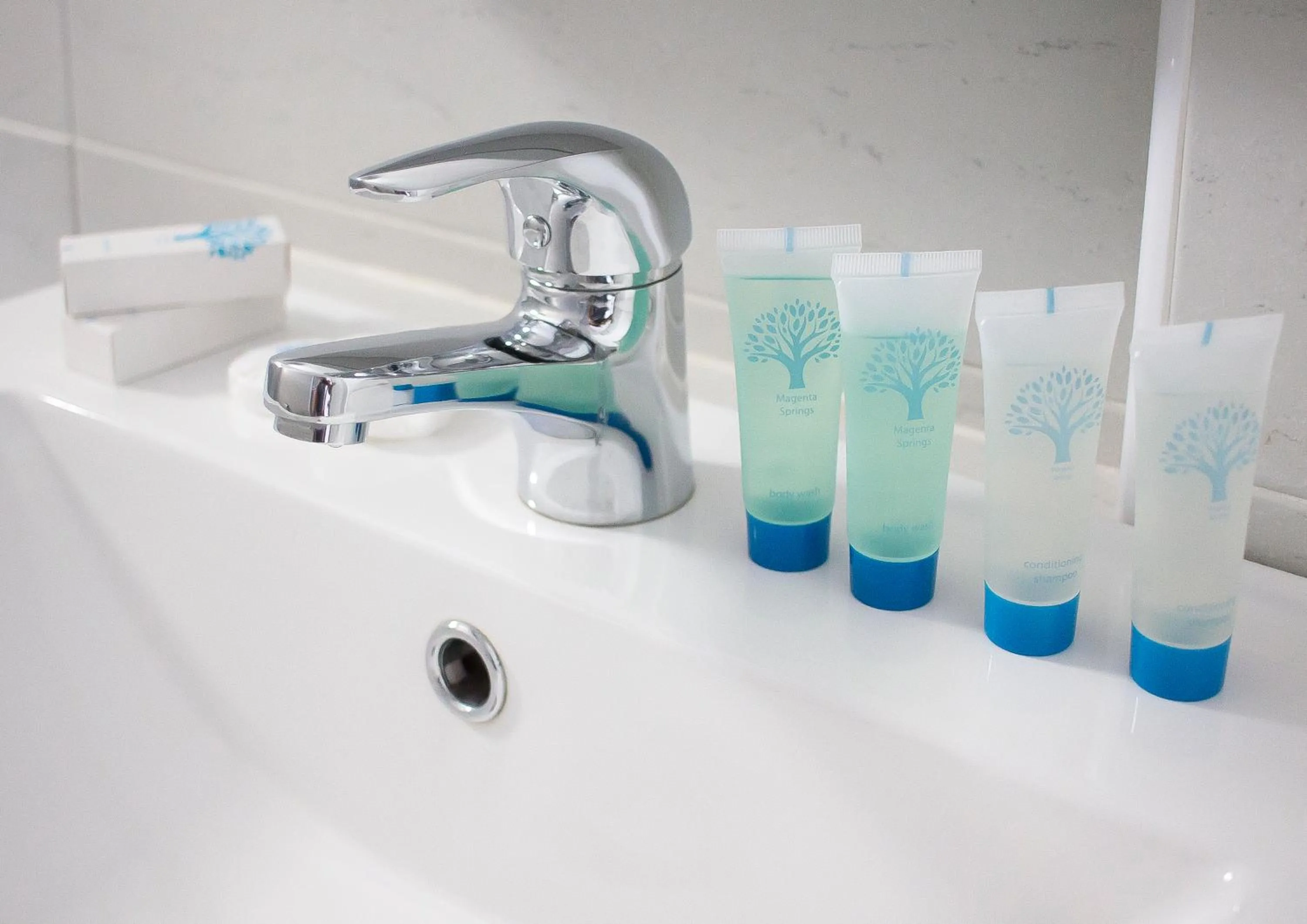 Bathroom in HOTEL RAUB since 1968