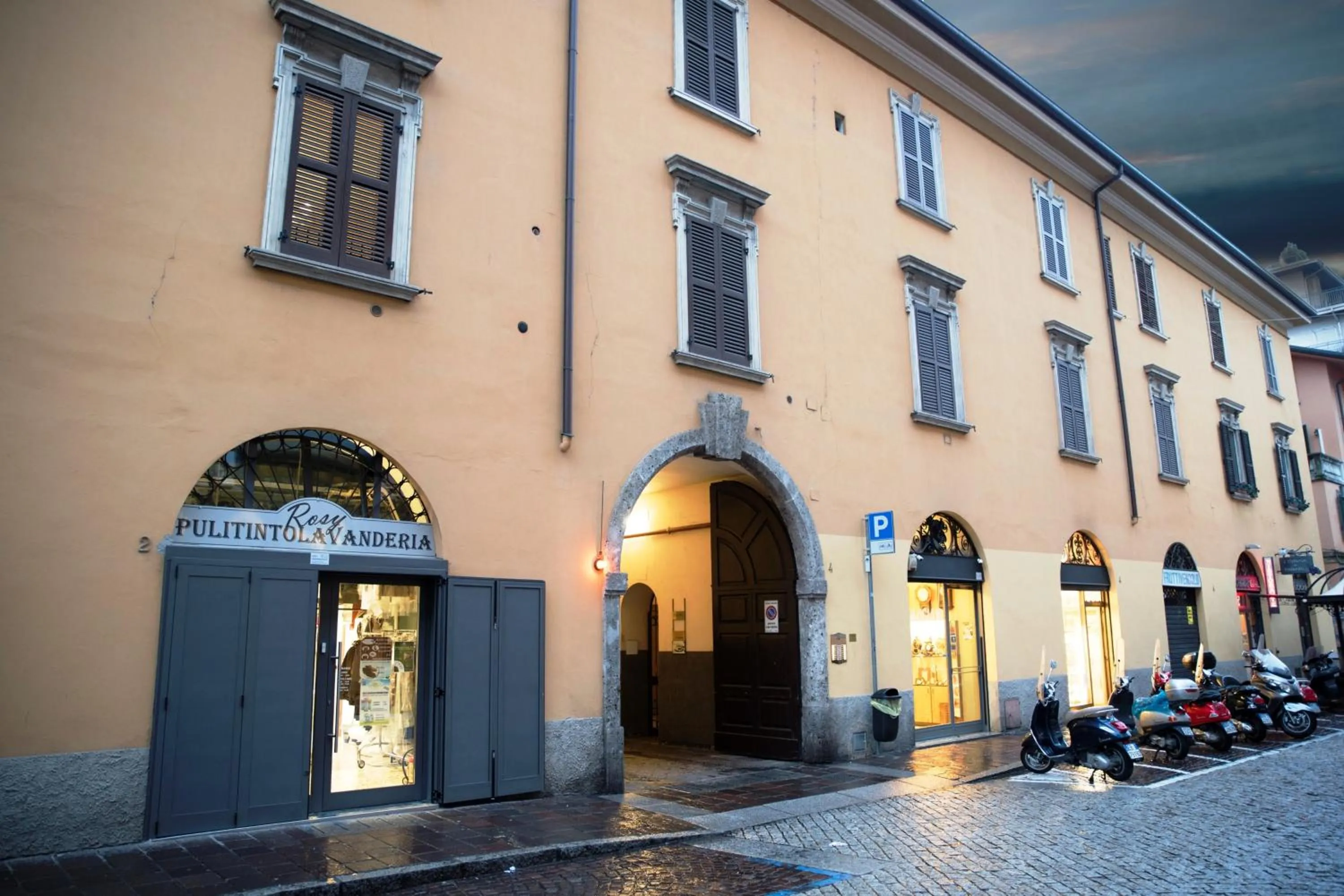 Facade/entrance in In Centro Charme