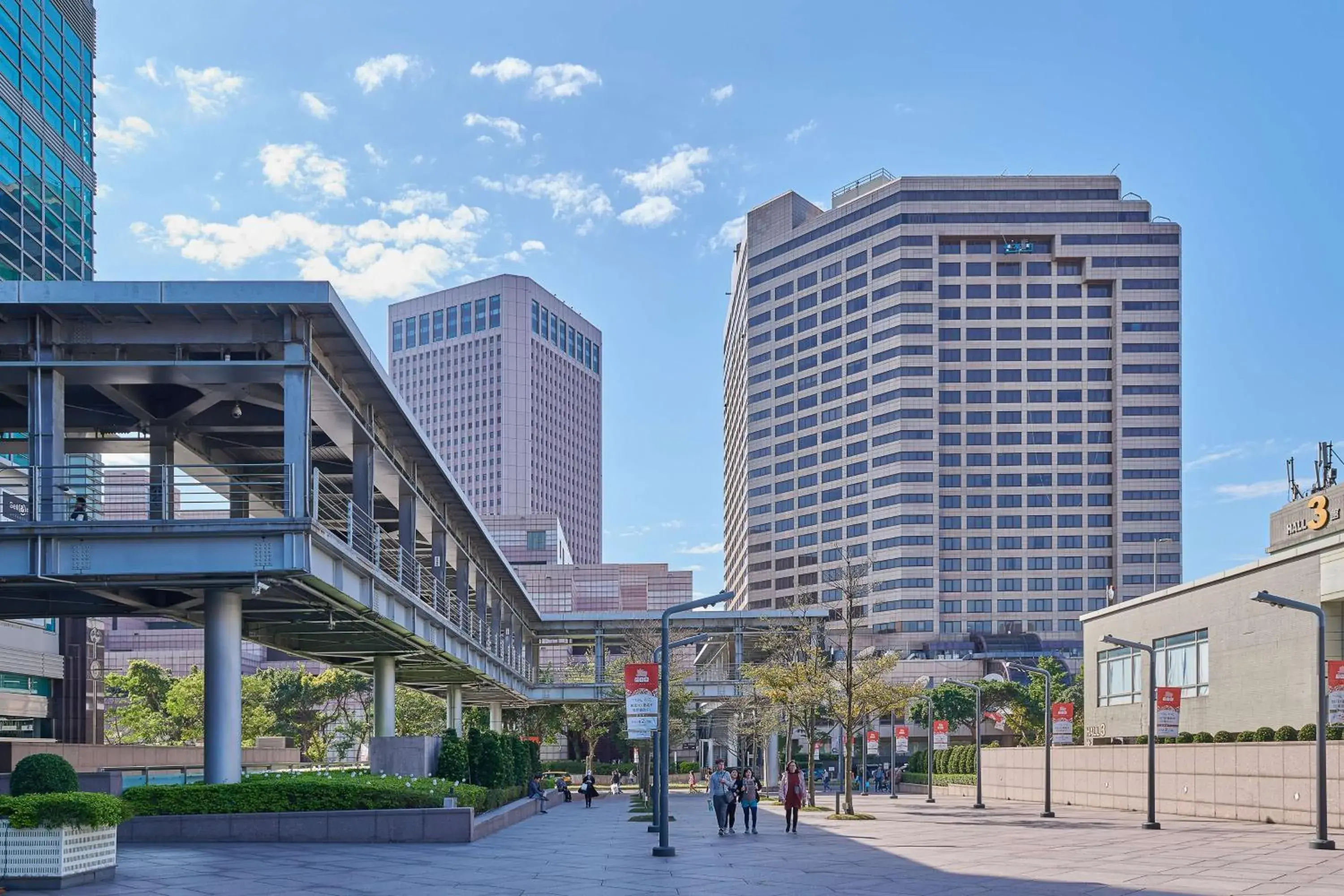 Property building in Grand Hyatt Taipei Property building in Grand Hyatt Taipei