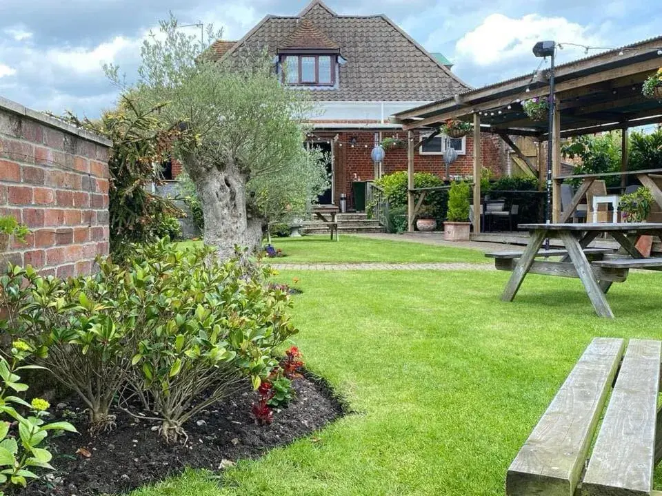 The Swan Motel, Gillingham The Swan Motel, Gillingham