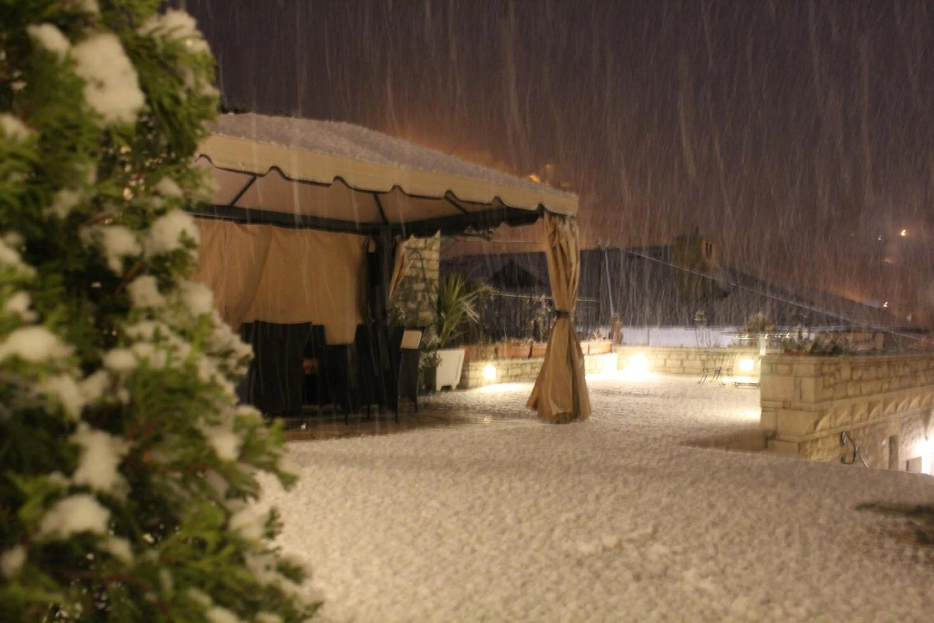 Patio in Hotel Vila Aleksander
