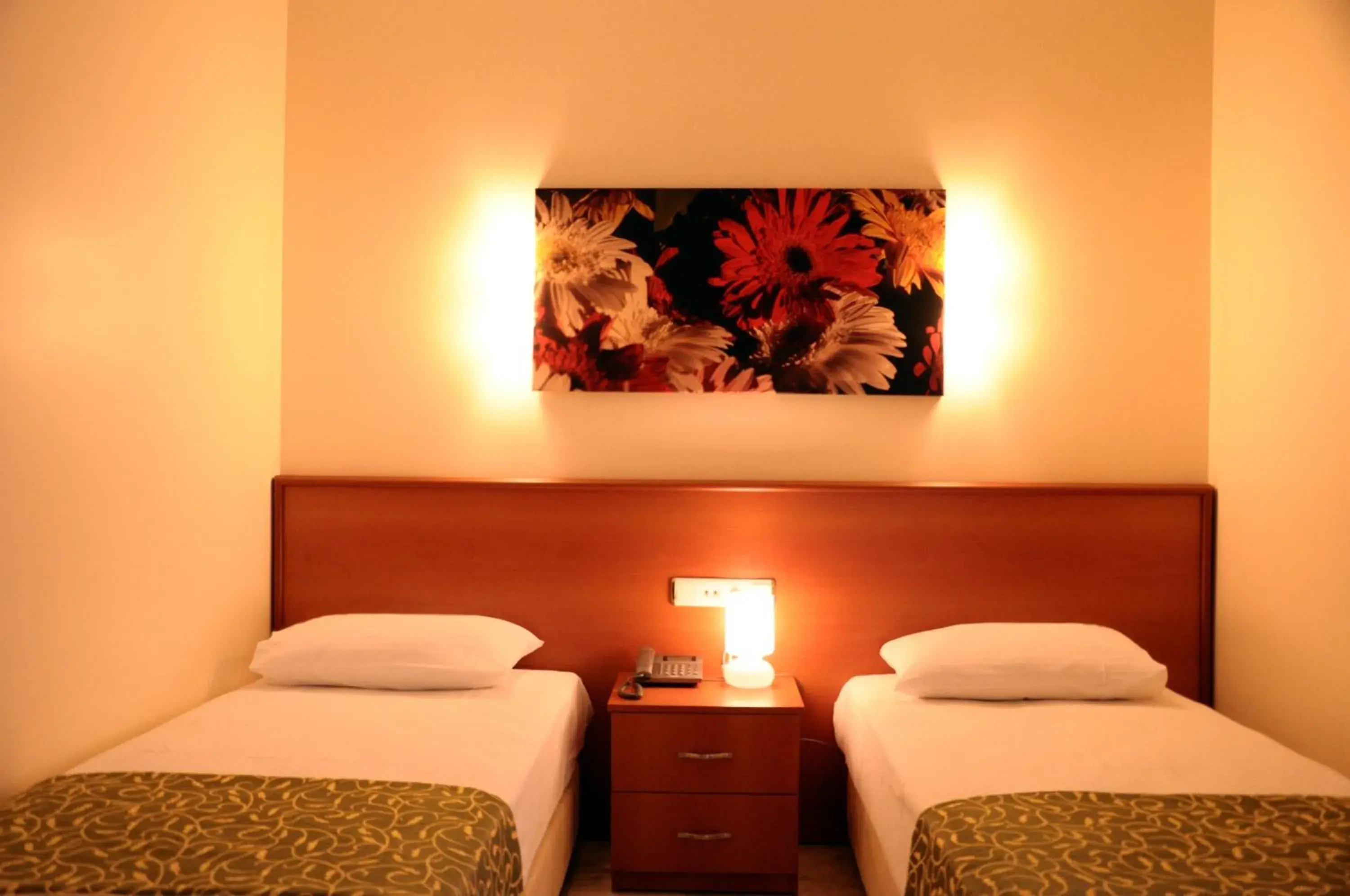 Bedroom, Bed in Lord Hotel Bedroom, Bed in Lord Hotel