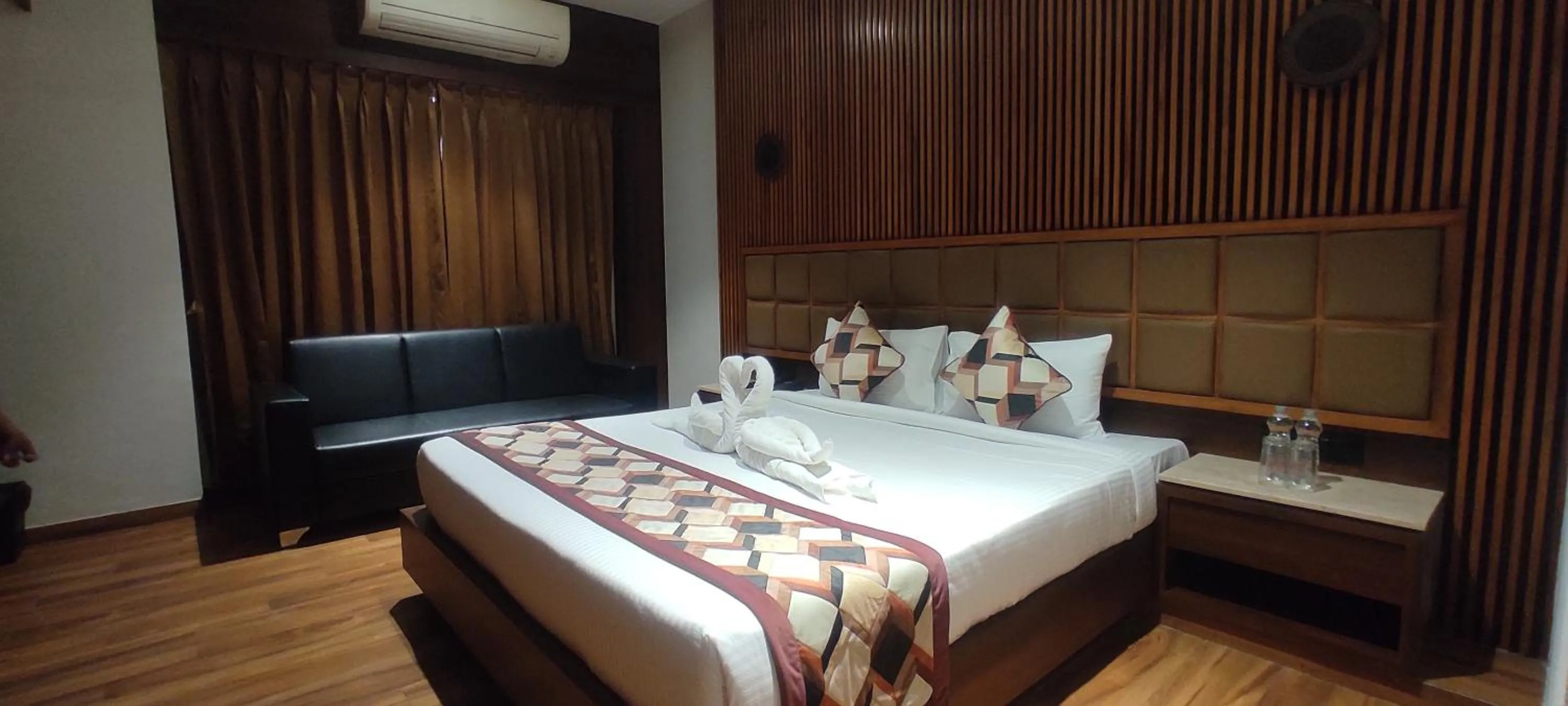 Vivotel Hotel Surat