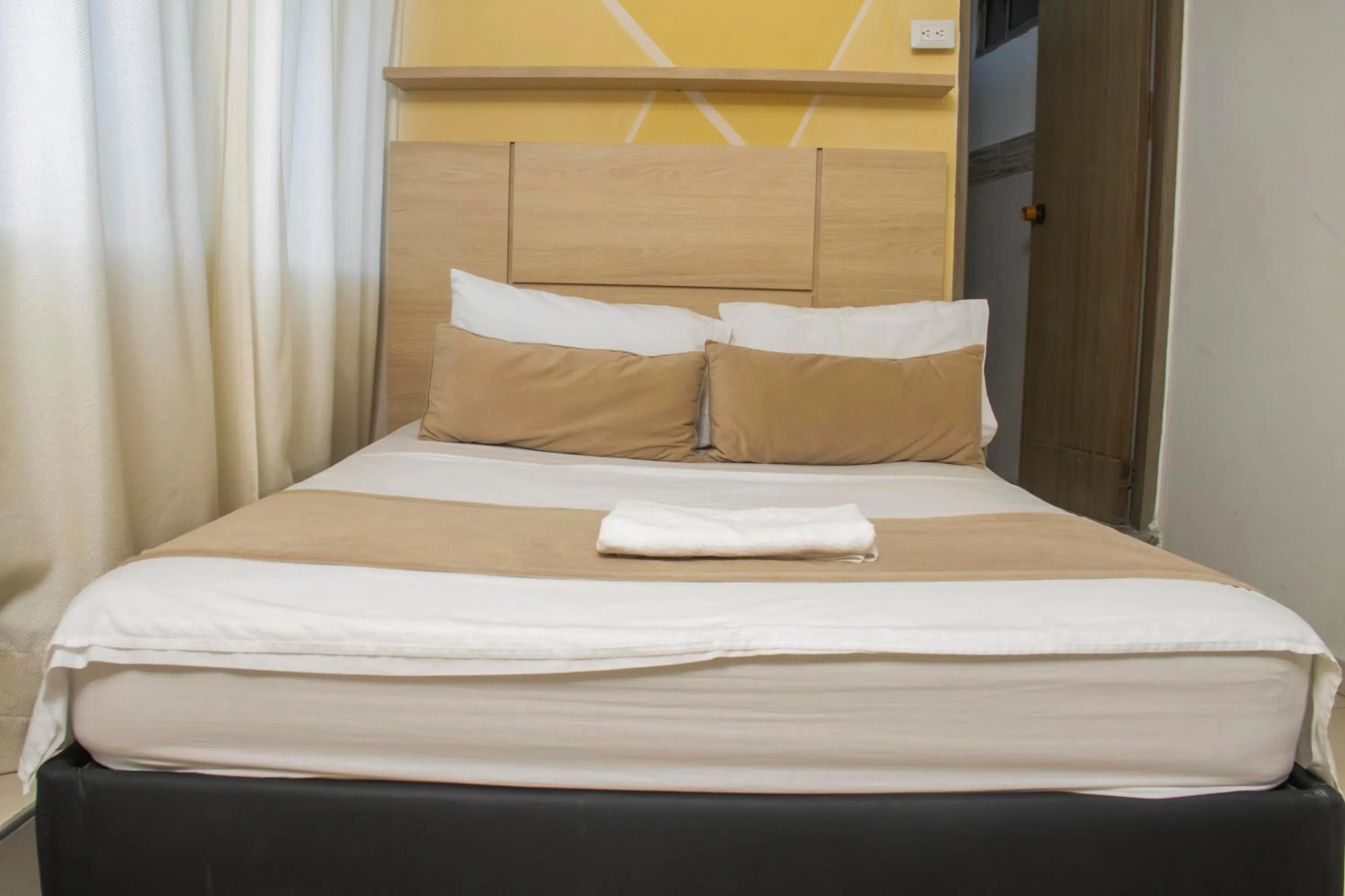 Double or Twin Room - single occupancy in Hotel Central