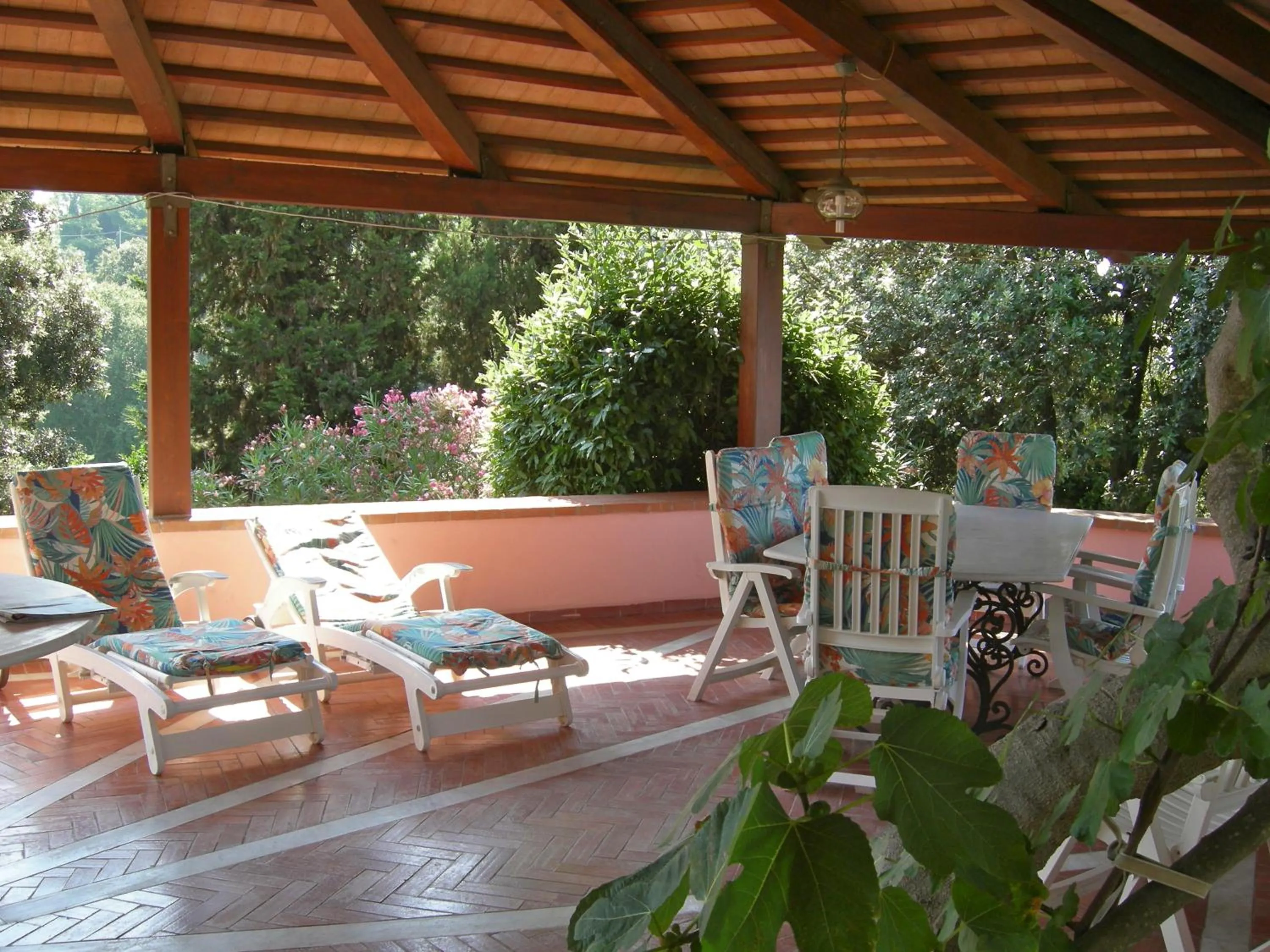 Patio in B&B Le Palme