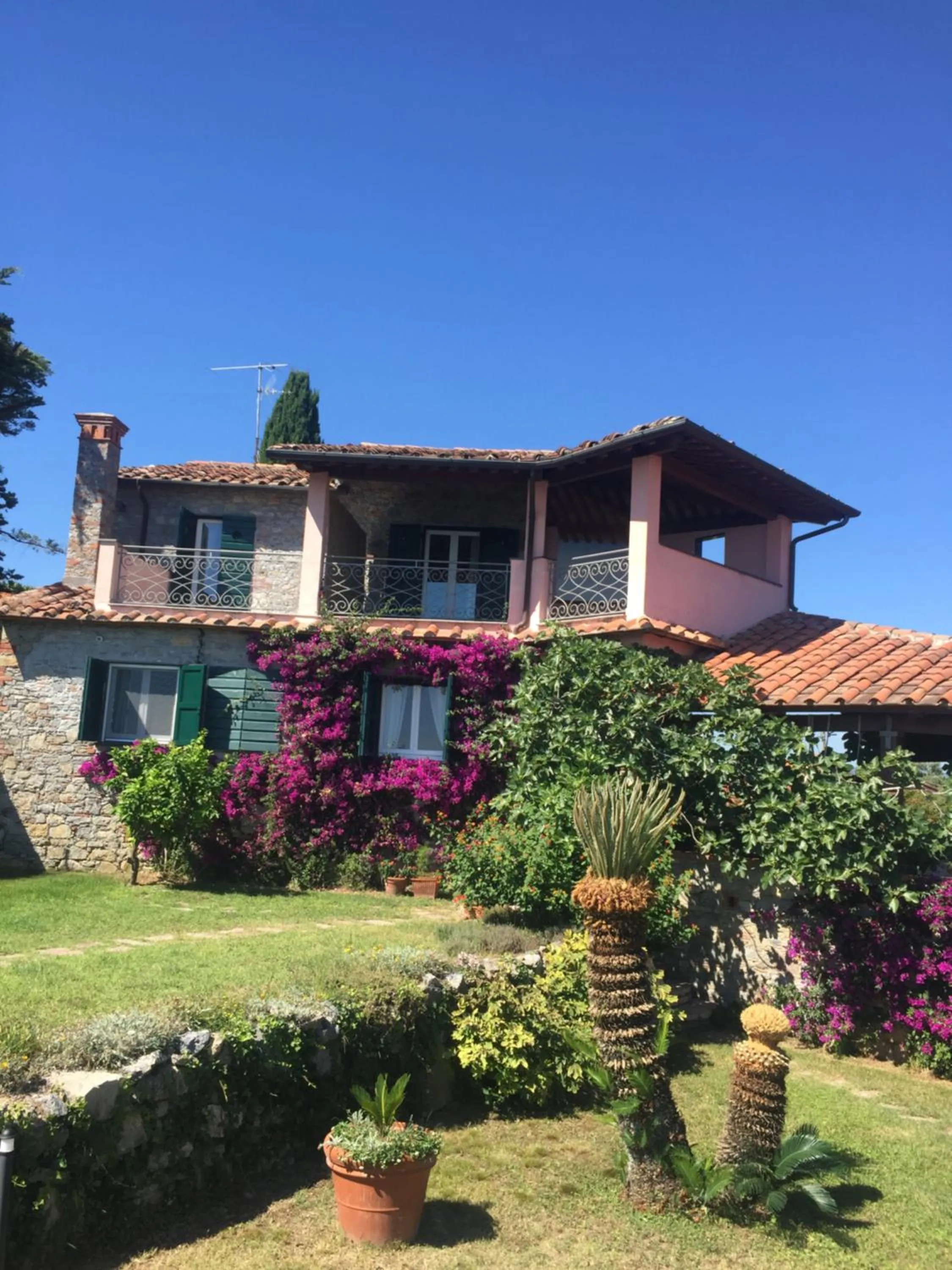 Facade/entrance in B&B Le Palme