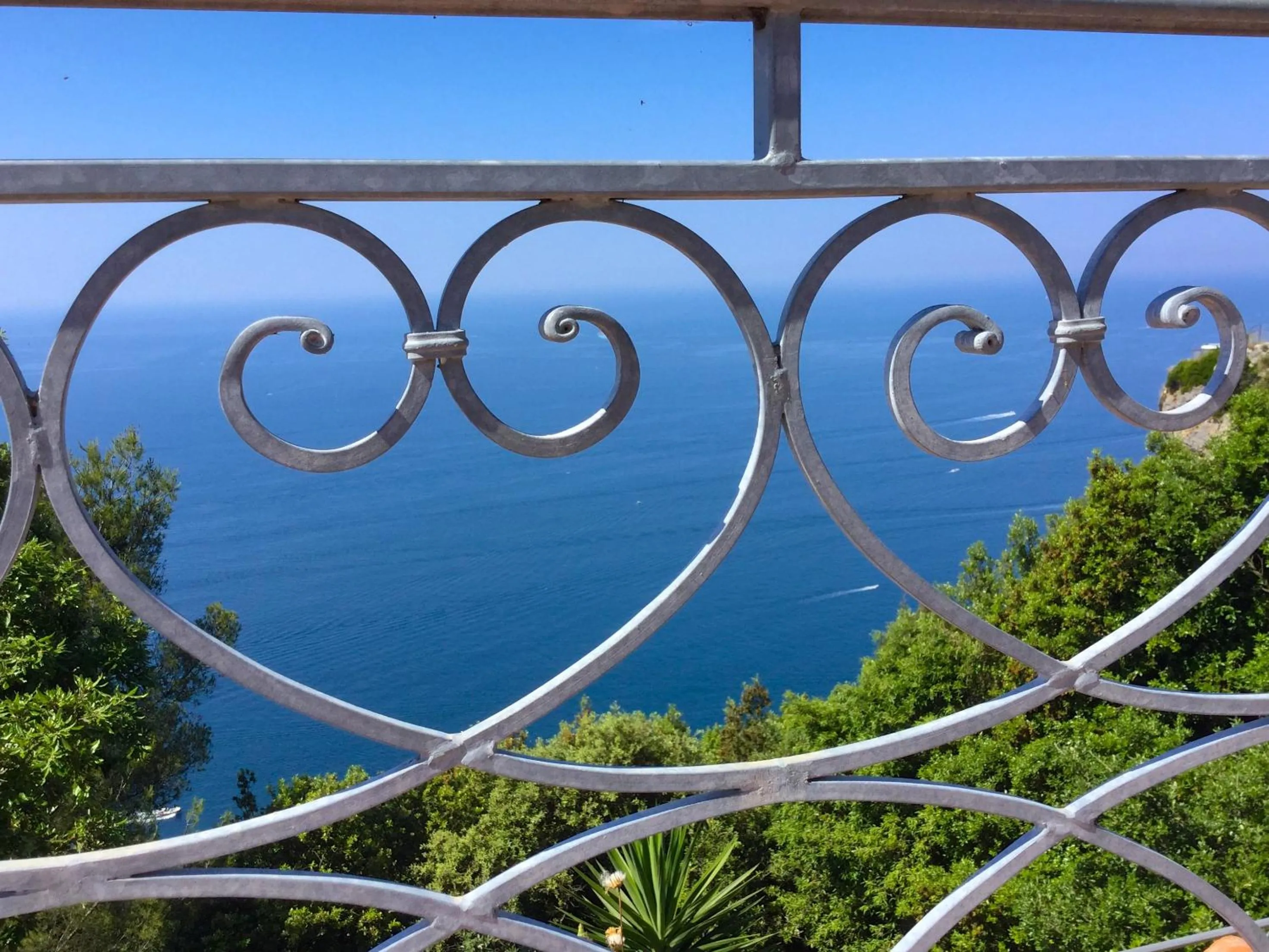 Sea view in B&B Le Palme