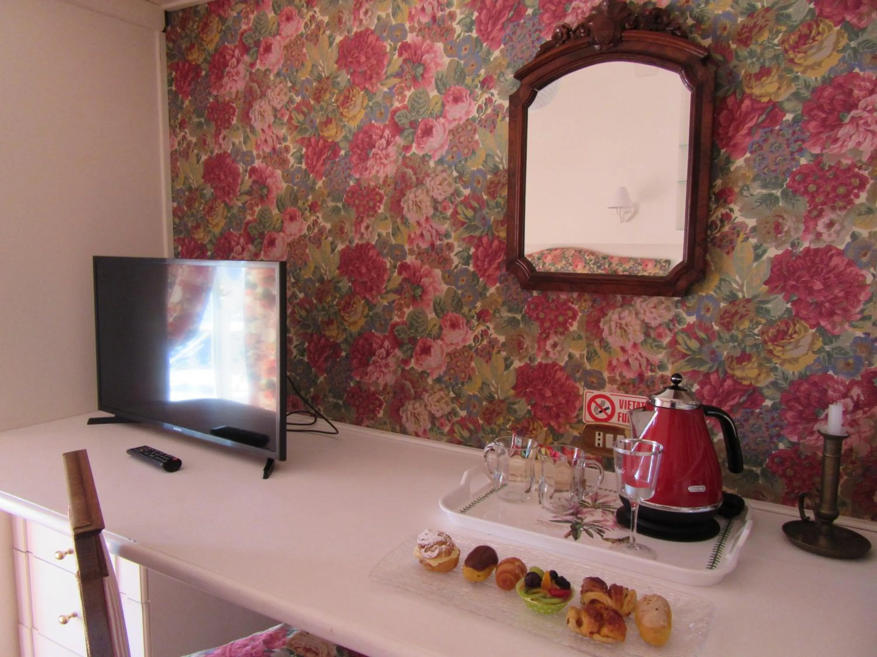 Coffee/tea facilities in B&B Le Palme