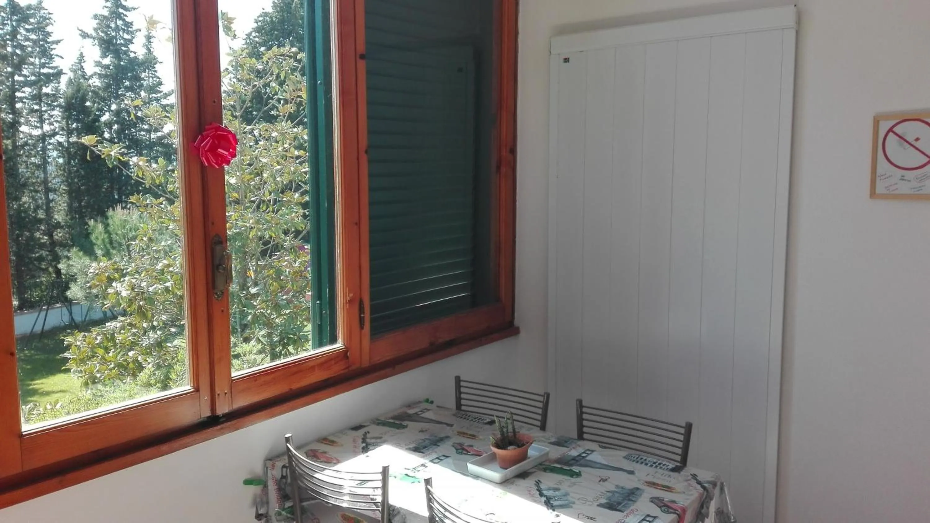 Kitchen or kitchenette, Bed in Appartamento Sezzate 40