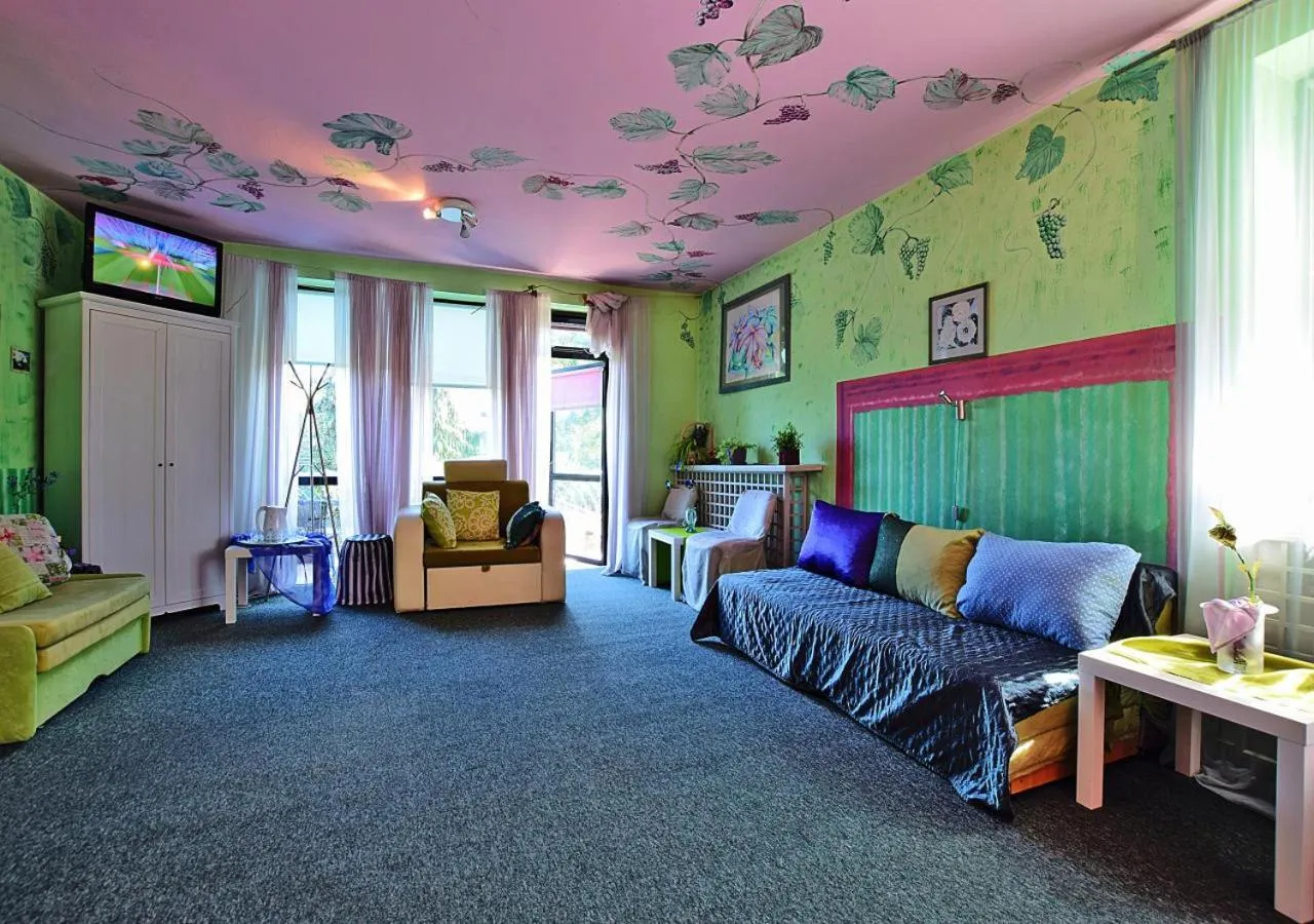 Bed, Seating Area in Dom Tu i Teraz