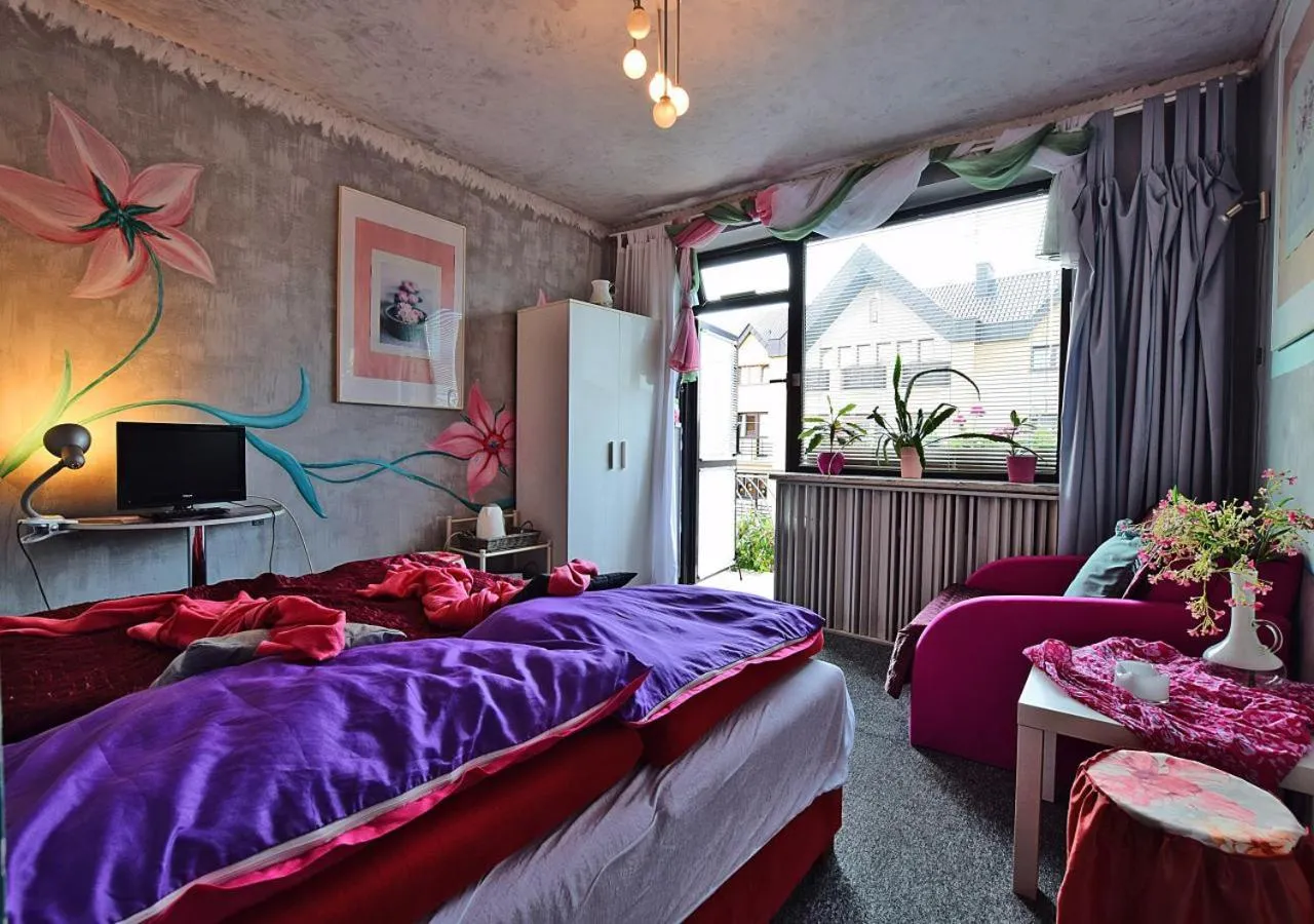 Photo of the whole room in Dom Tu i Teraz