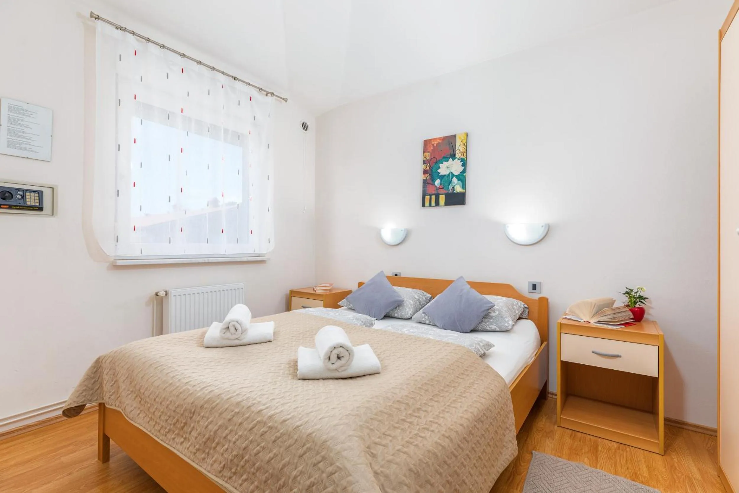 Bed in Apartments Ana-Maria