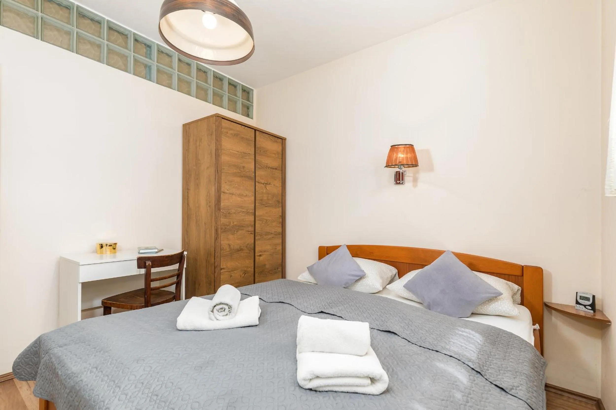 Bed in Apartments Ana-Maria