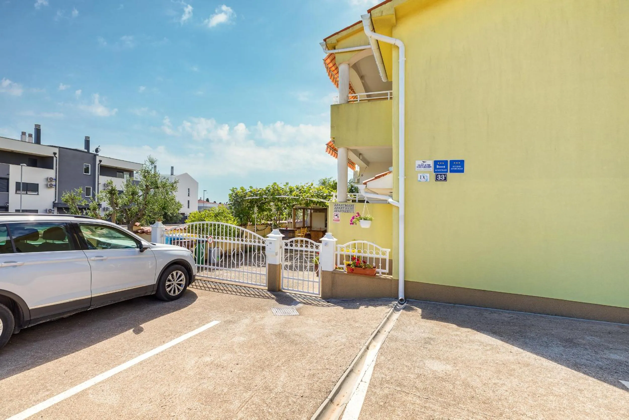 Apartments Ana-Maria