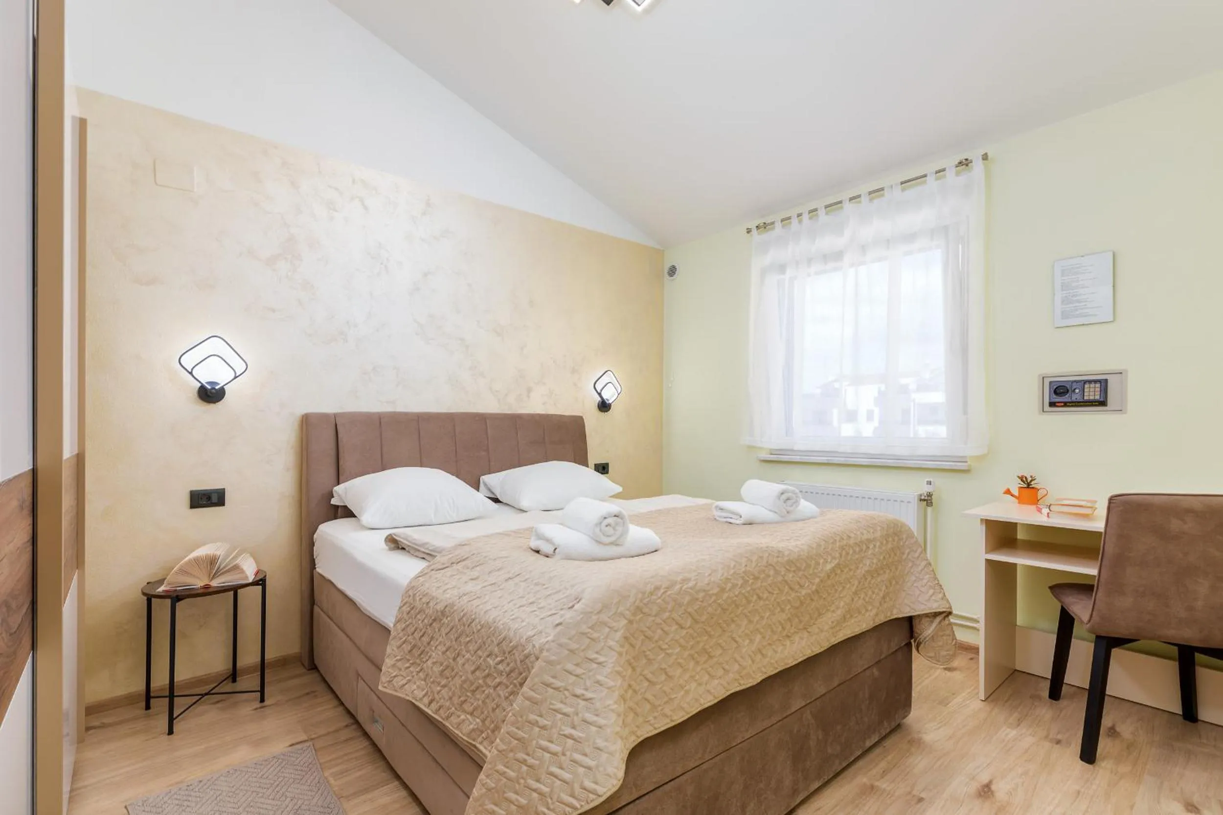 Bed in Apartments Ana-Maria