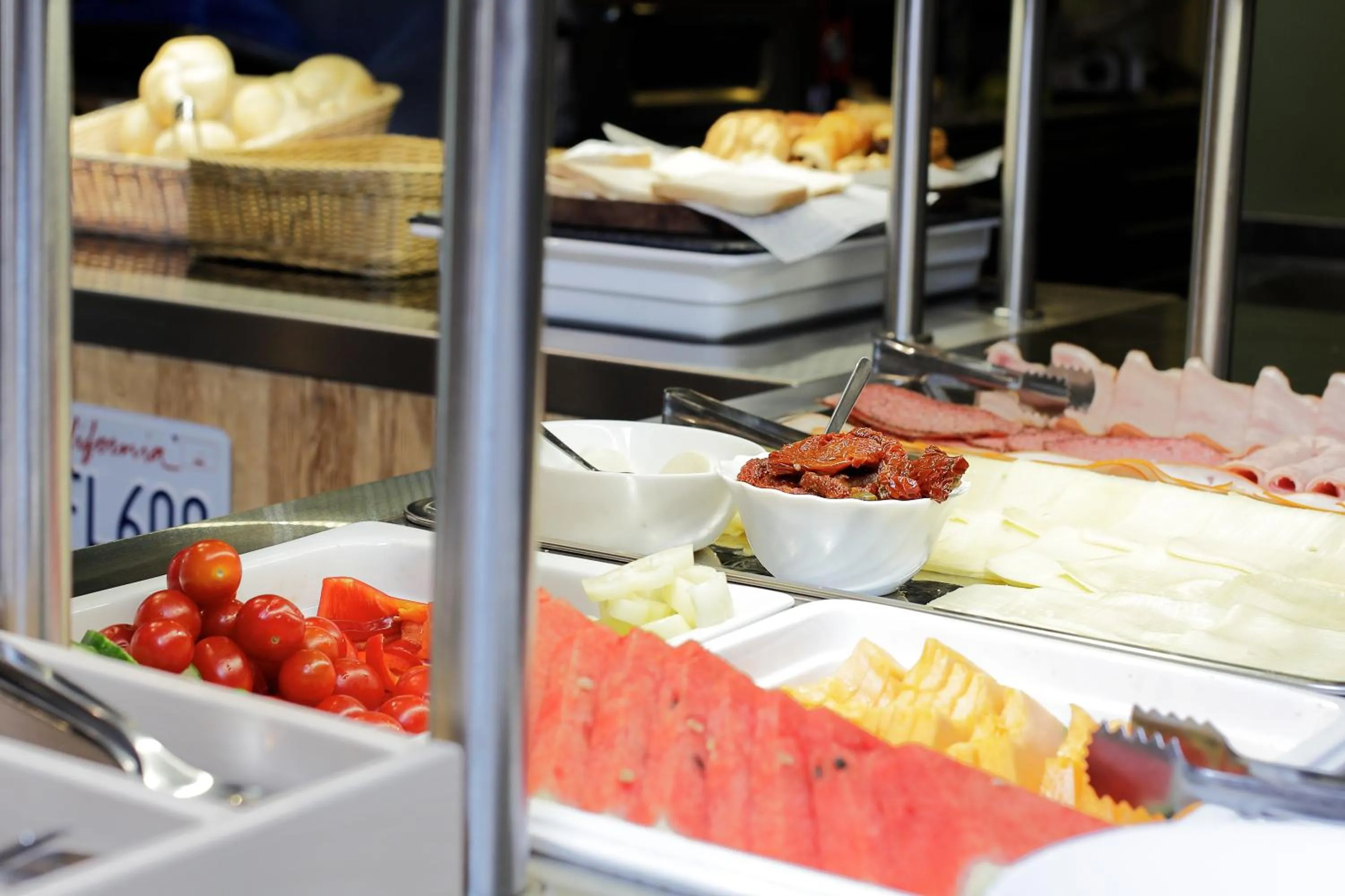 Restaurant/places to eat in Maverick Central Market