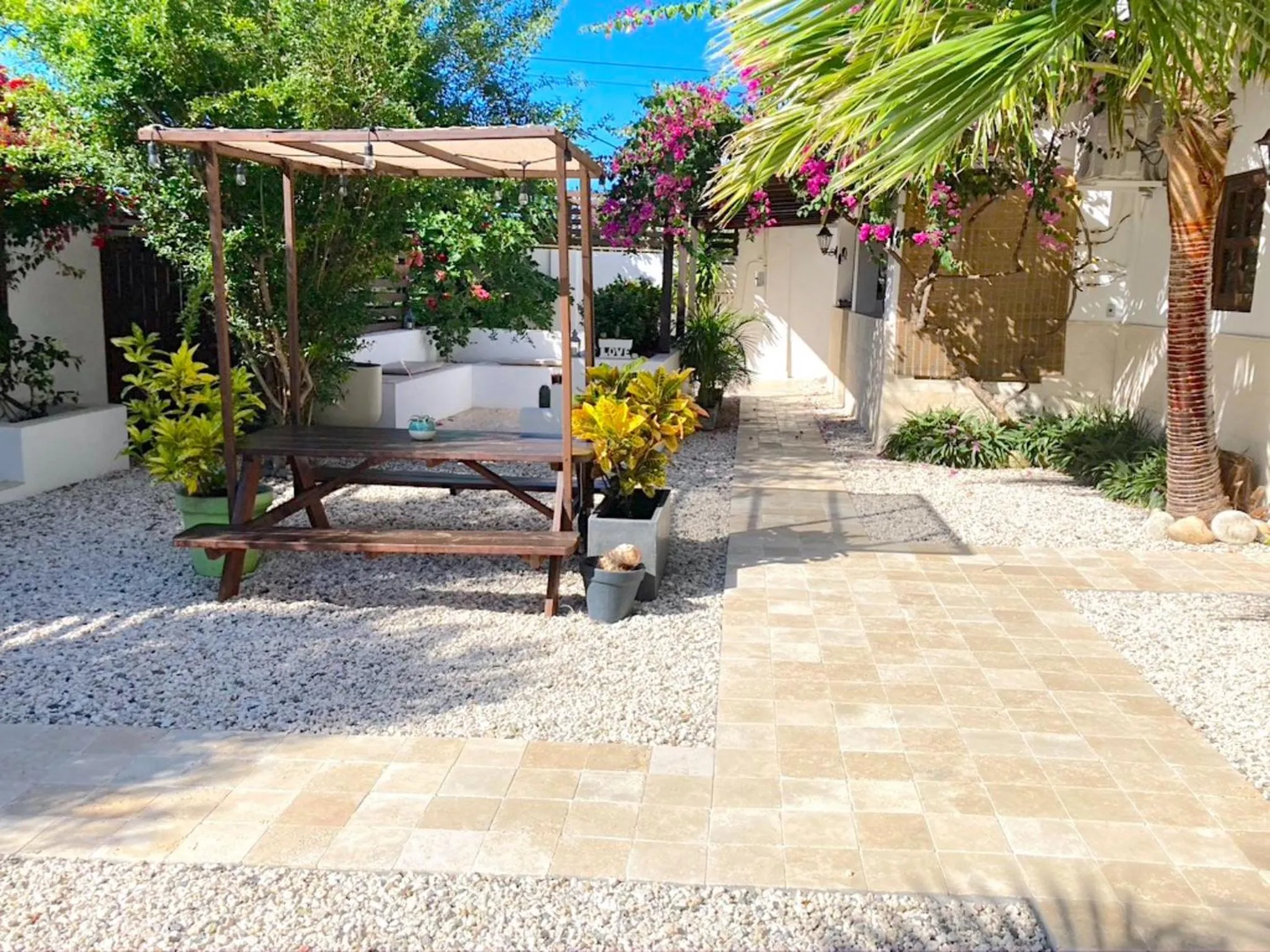 Garden in Aruba Lagunita